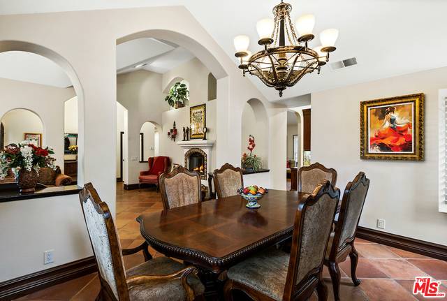 Westlake Village, CA 91362,5653 Brookmont Terrace Ct