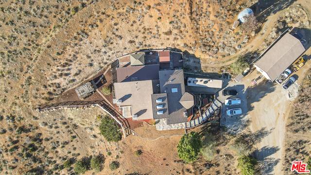 Agua Dulce, CA 91390,8855 Escondido Canyon Rd