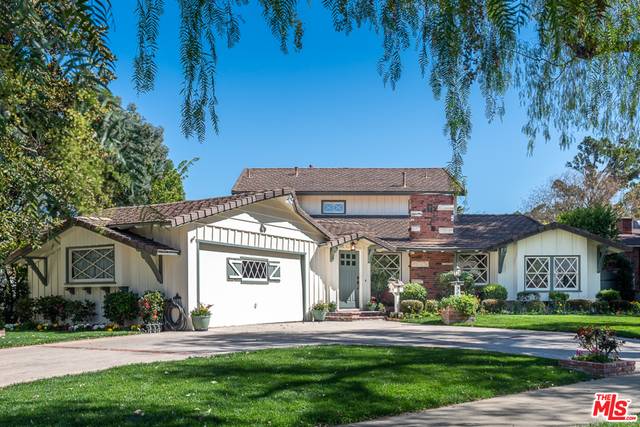 Woodland Hills, CA 91364,5062 Canoga Ave