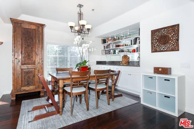 North Hollywood, CA 91602,10925 Blix St #311