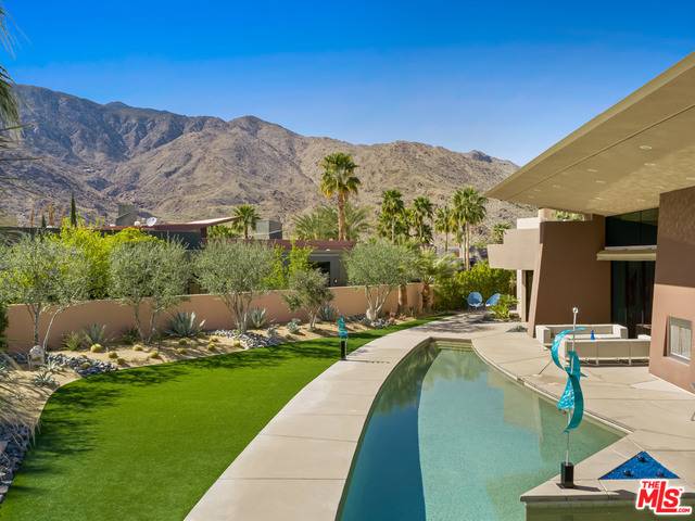 Palm Springs, CA 92264,365 Patel Pl