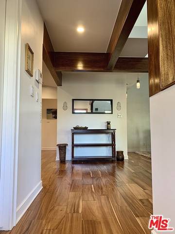 North Hollywood, CA 91601,5700 Riverton Ave