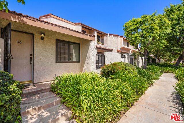 Tarzana, CA 91356,6031 Lindley Ave #30