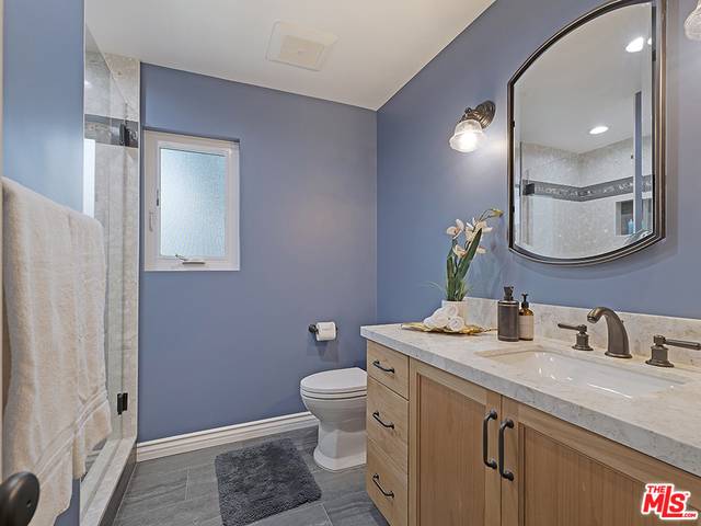 Woodland Hills, CA 91364,21824 Ambar Dr