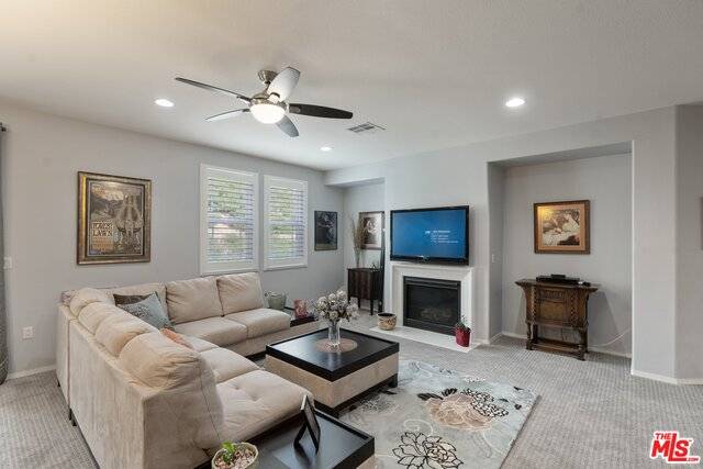 Sylmar, CA 91342,16630 Nicklaus Dr #105