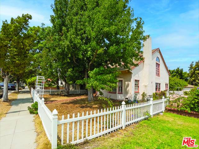 Santa Monica, CA 90403,1033 23Rd St