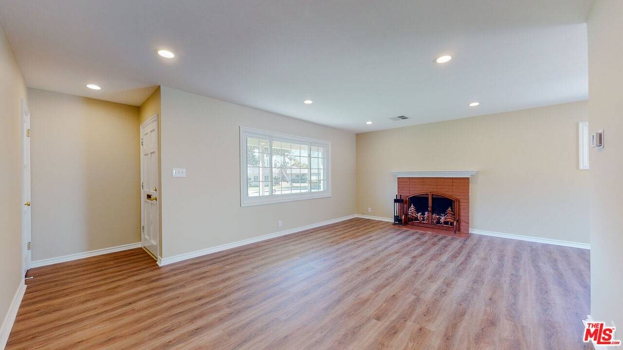 Pomona, CA 91767,289 San Rafael St