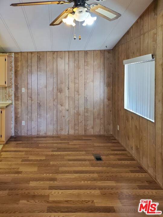 San Jacinto, CA 92582,524 Estrella St