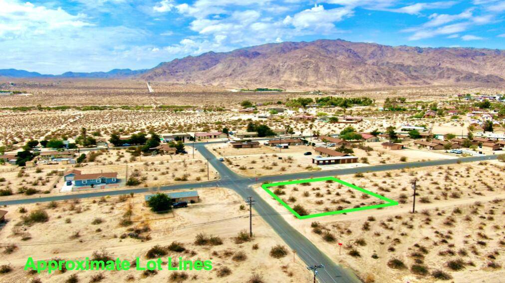 Twenty-nine Palms, CA 92277,110 Cactus DR