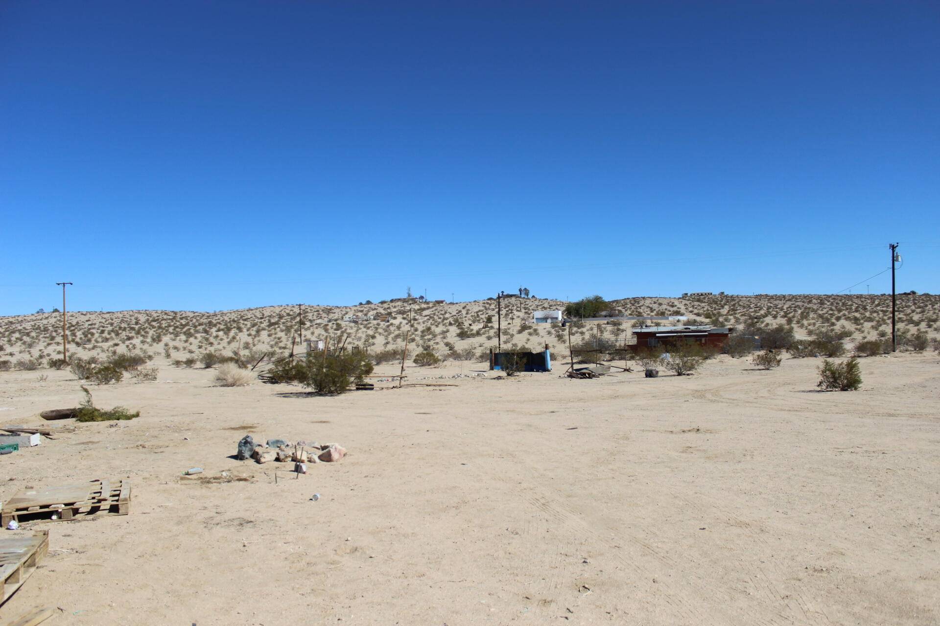 Twenty-nine Palms, CA 92277,0 Los Olivos