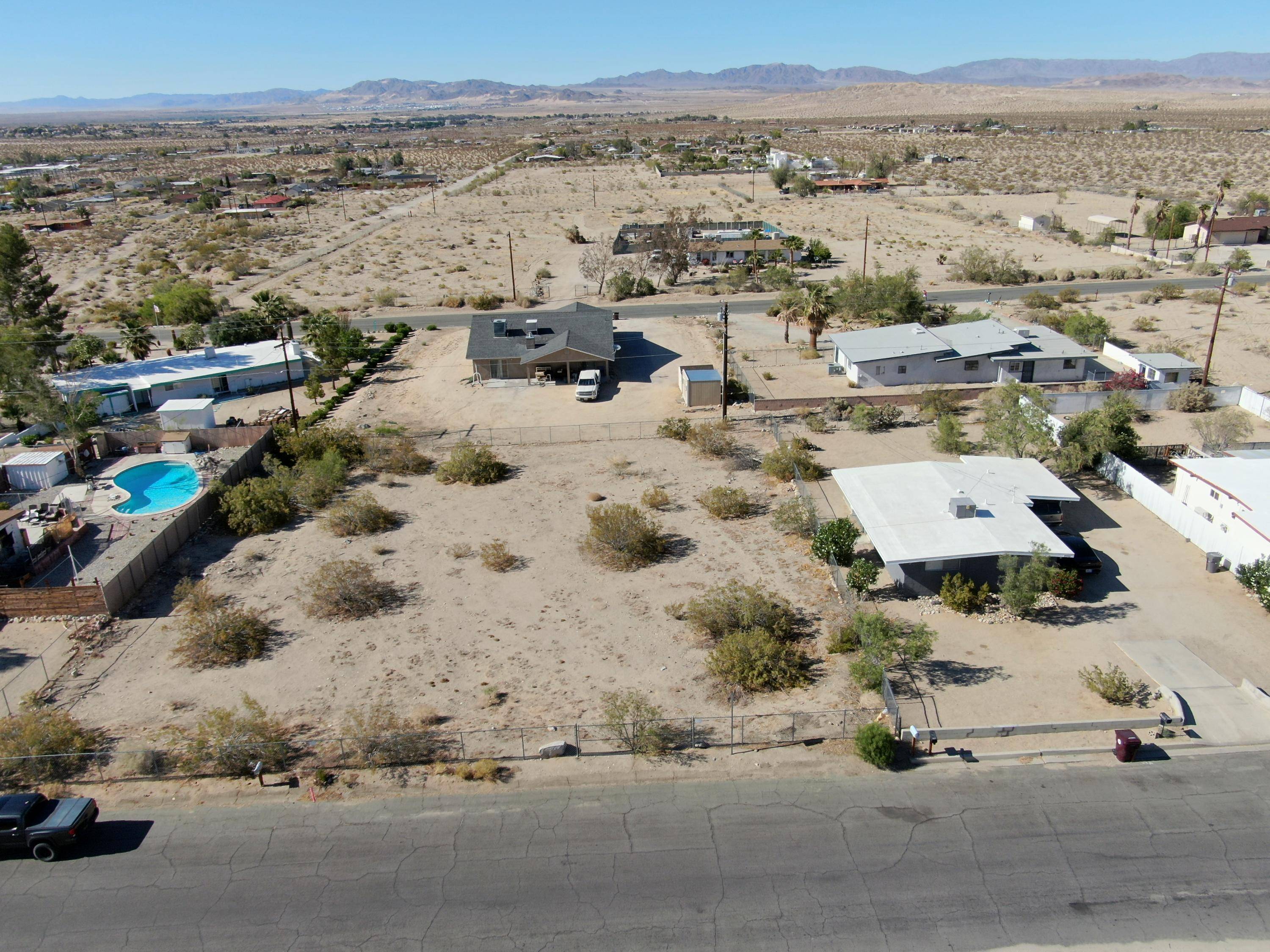 Twenty-nine Palms, CA 92277,231 Serrano DR