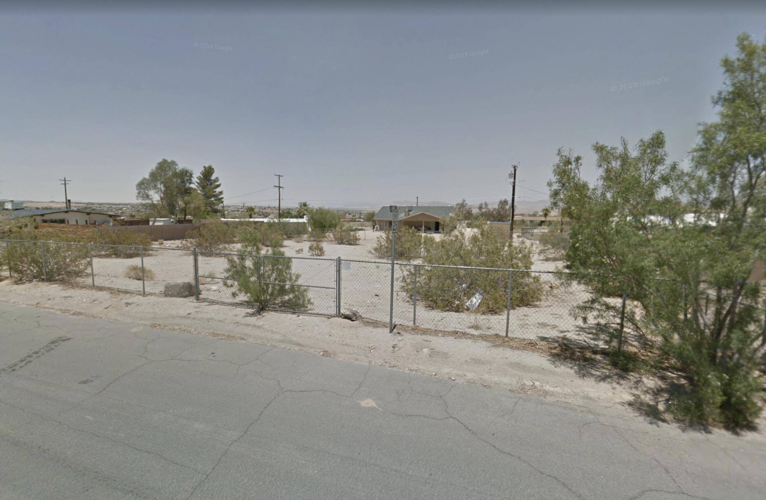 Twenty-nine Palms, CA 92277,231 Serrano DR