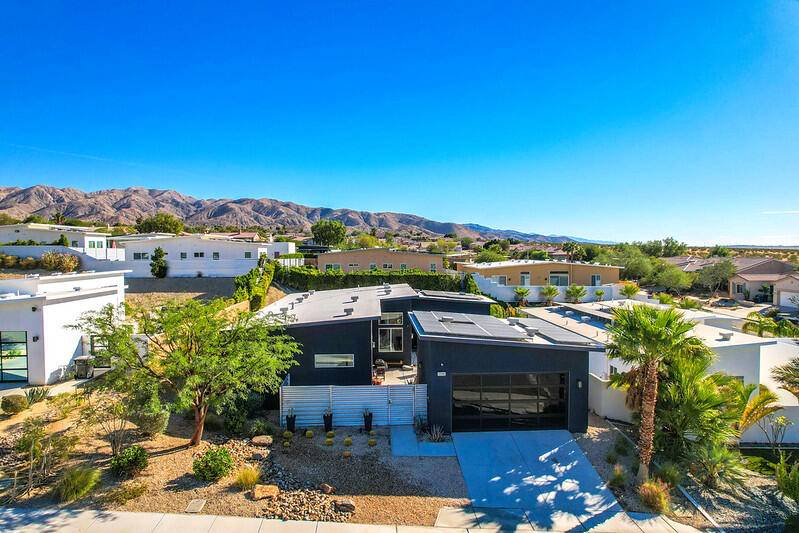 Desert Hot Springs, CA 92240,13948 Valley View CT