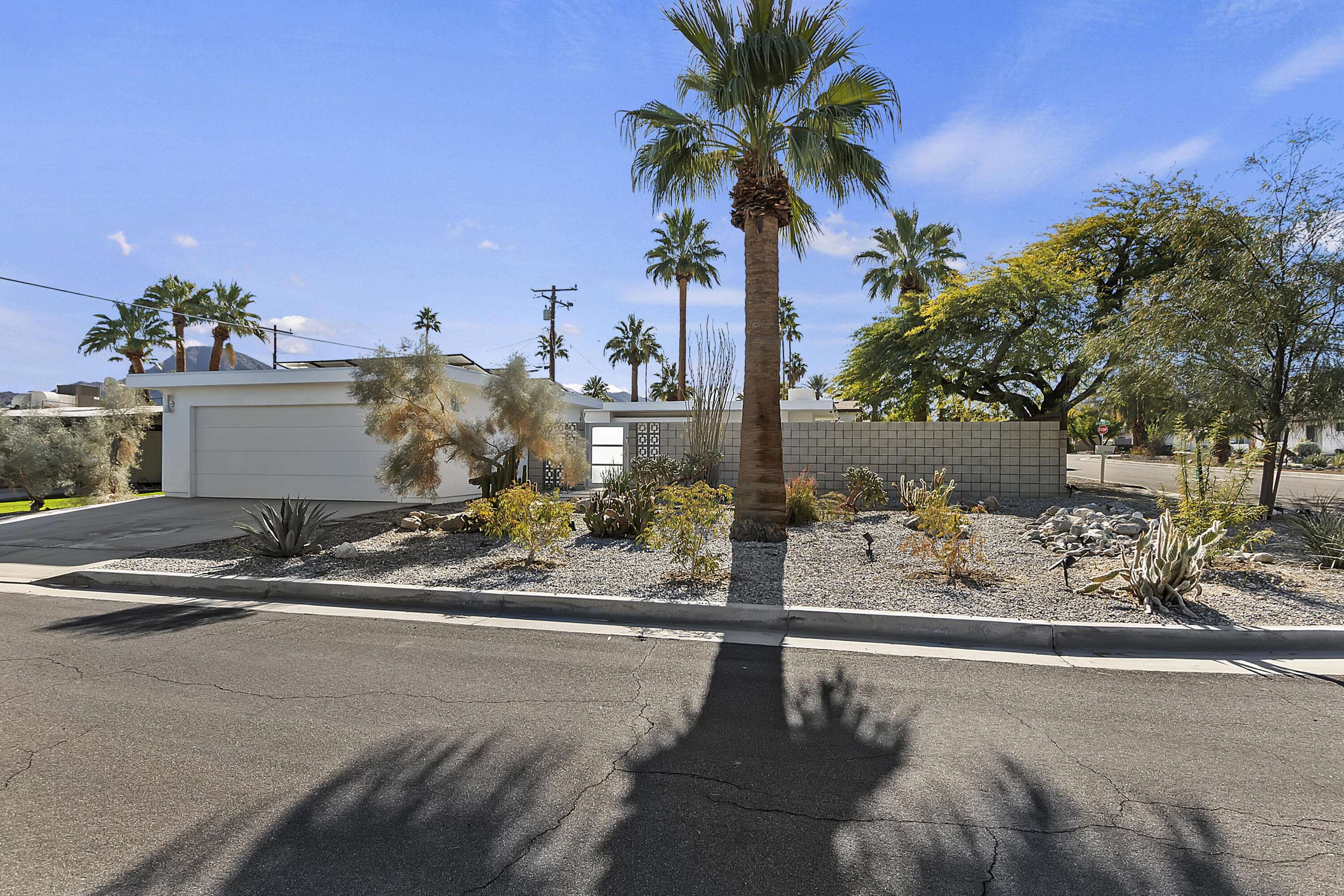 Palm Desert, CA 92260,45876 Abronia Trail TRL