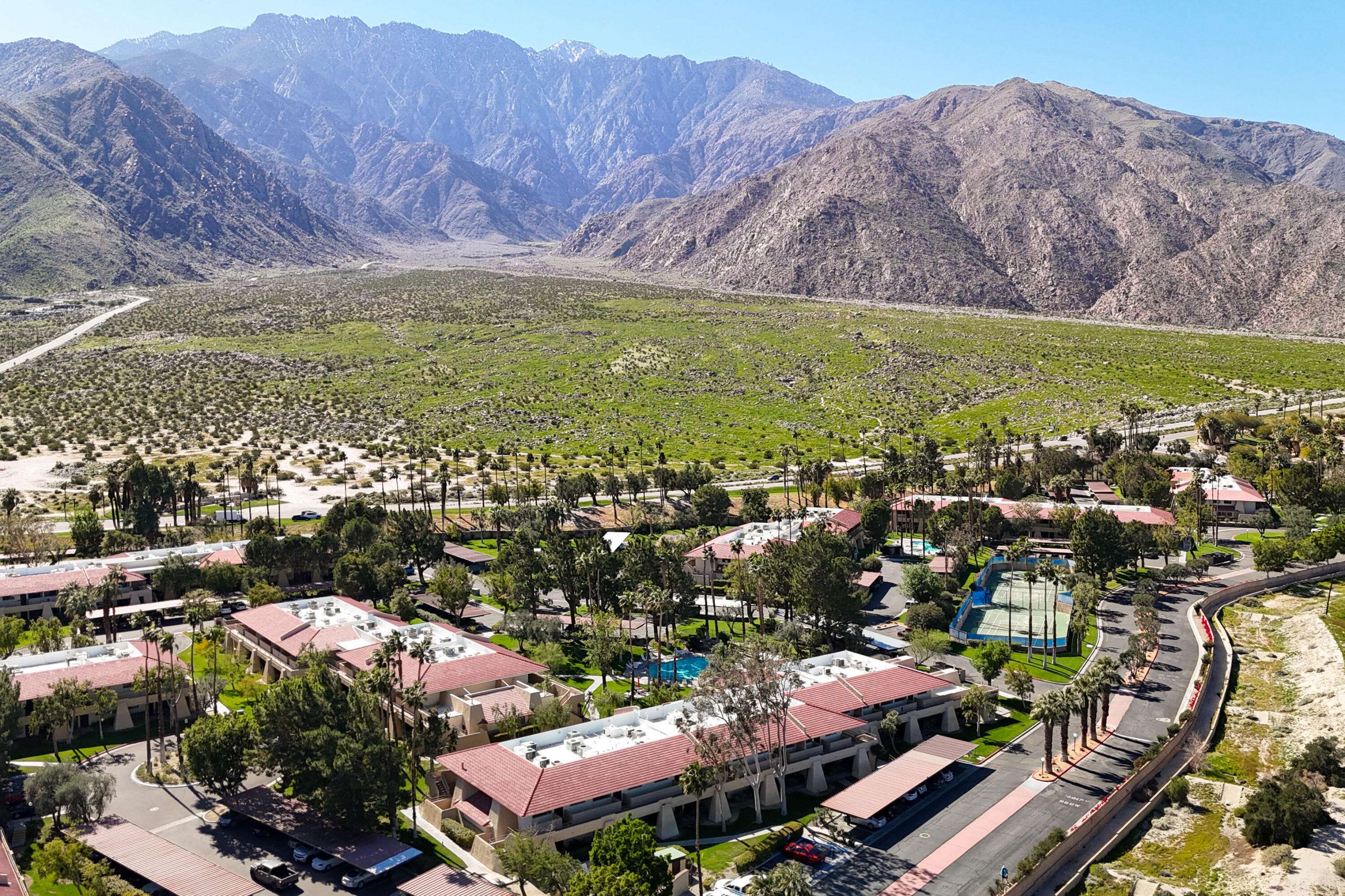 Palm Springs, CA 92262,675 N Los Felices CIR #205