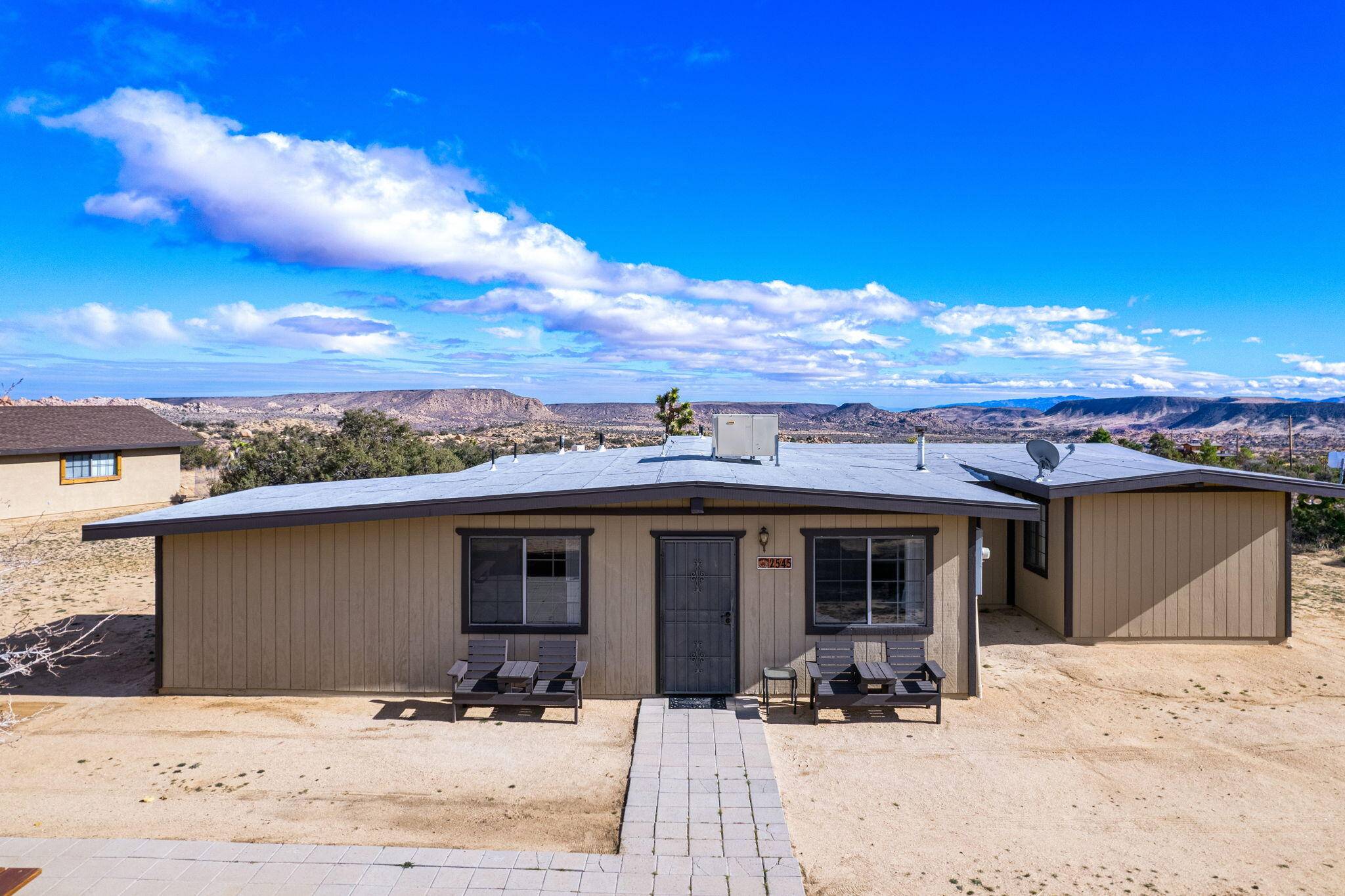 Pioneertown, CA 92268,2545 Apache