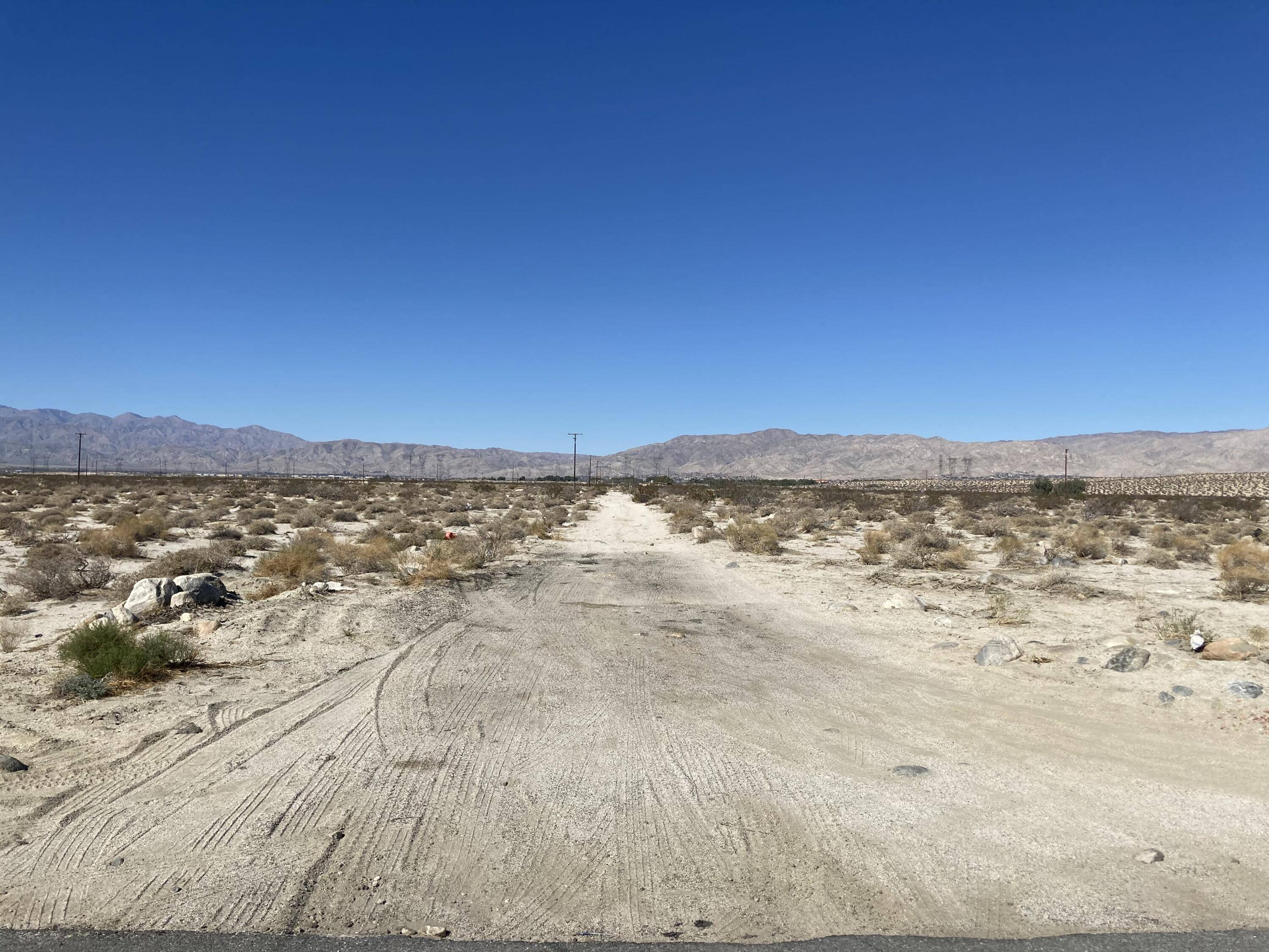 Desert Hot Springs, CA 92240,0 Mihalyo RD