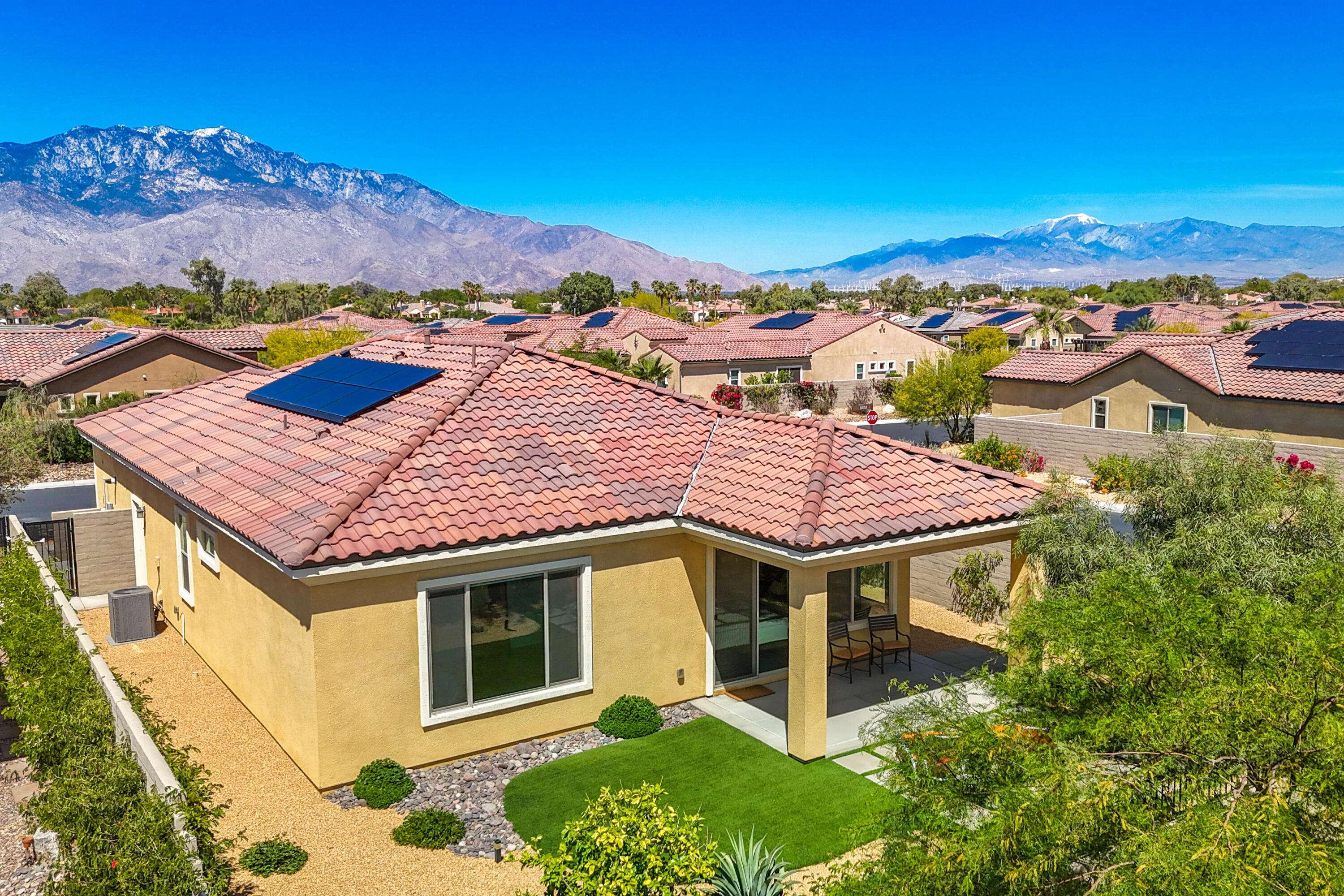 Rancho Mirage, CA 92270,18 Barolo