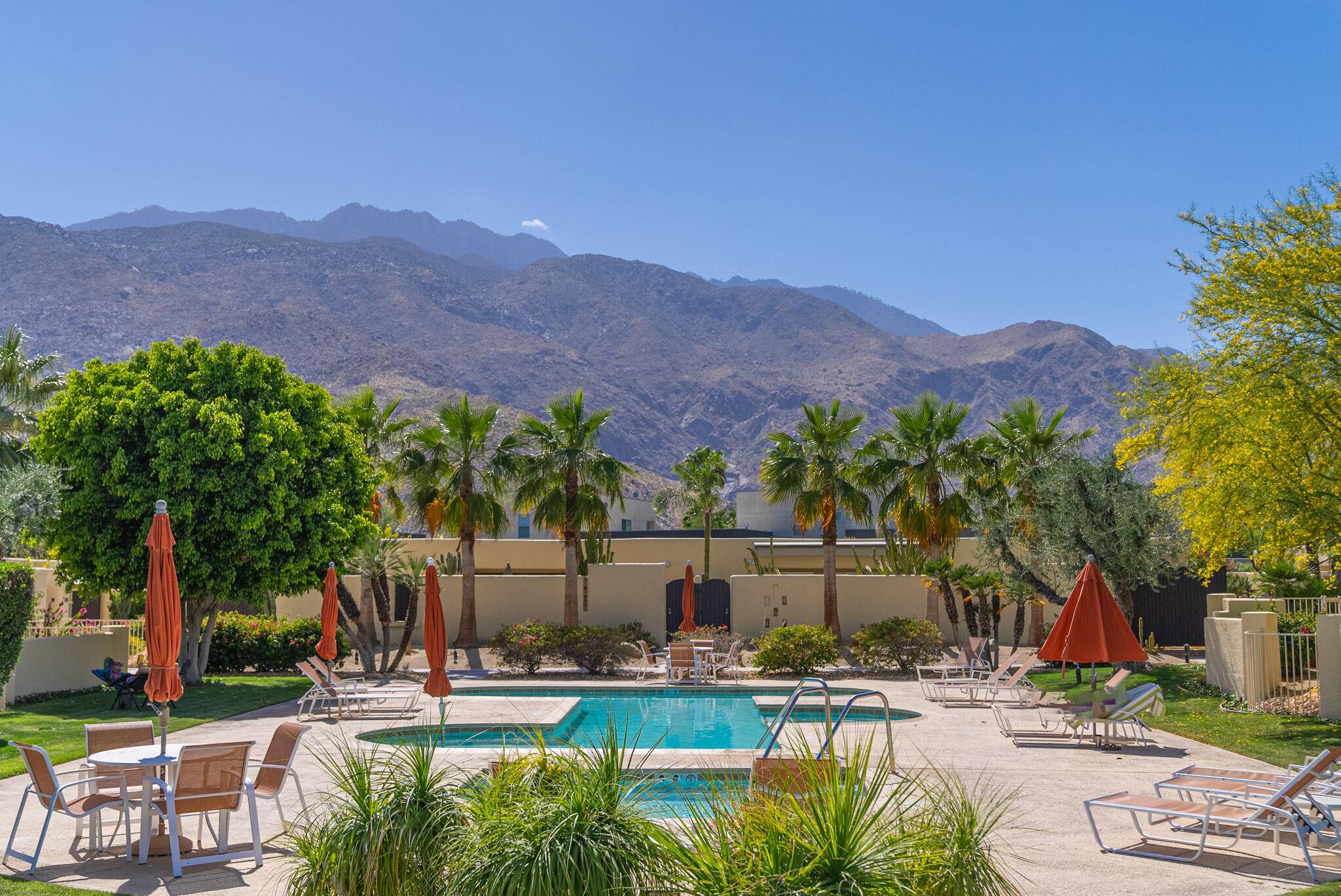 Palm Springs, CA 92262,450 N Greenhouse WAY