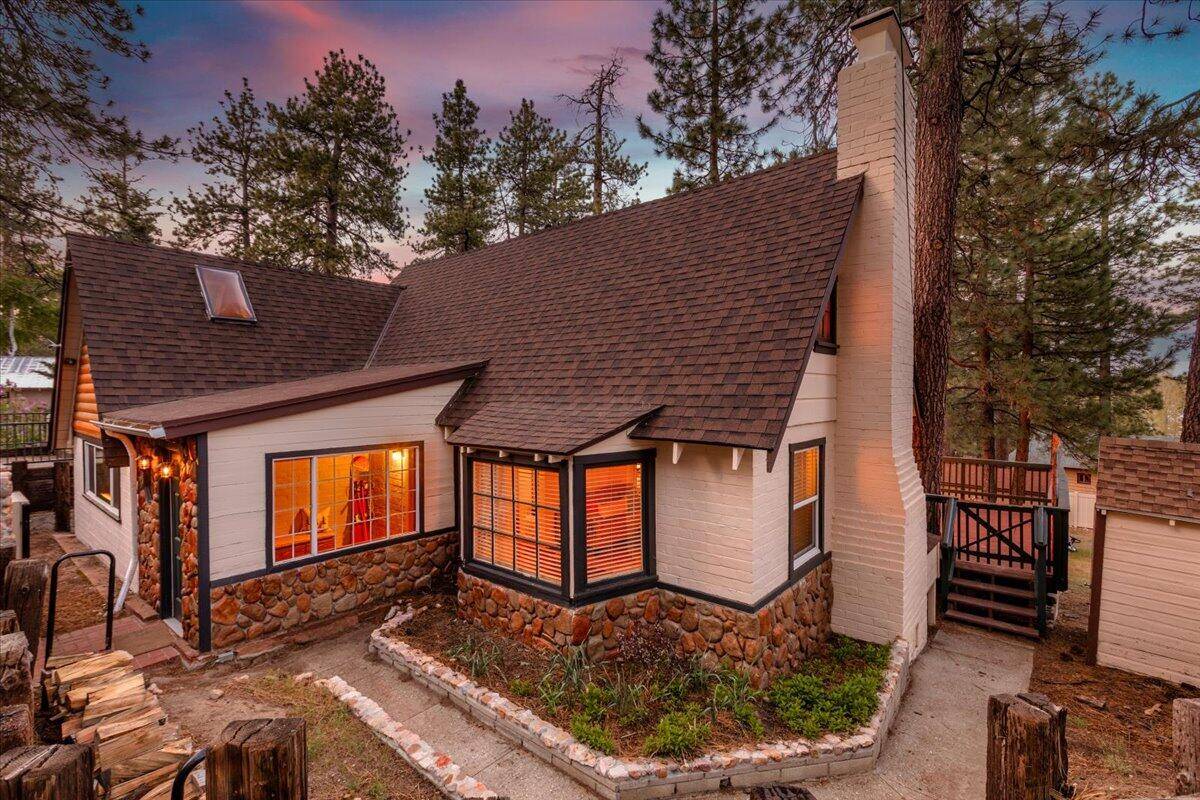 Big Bear Lake, CA 92315,515 Chipmunk LN