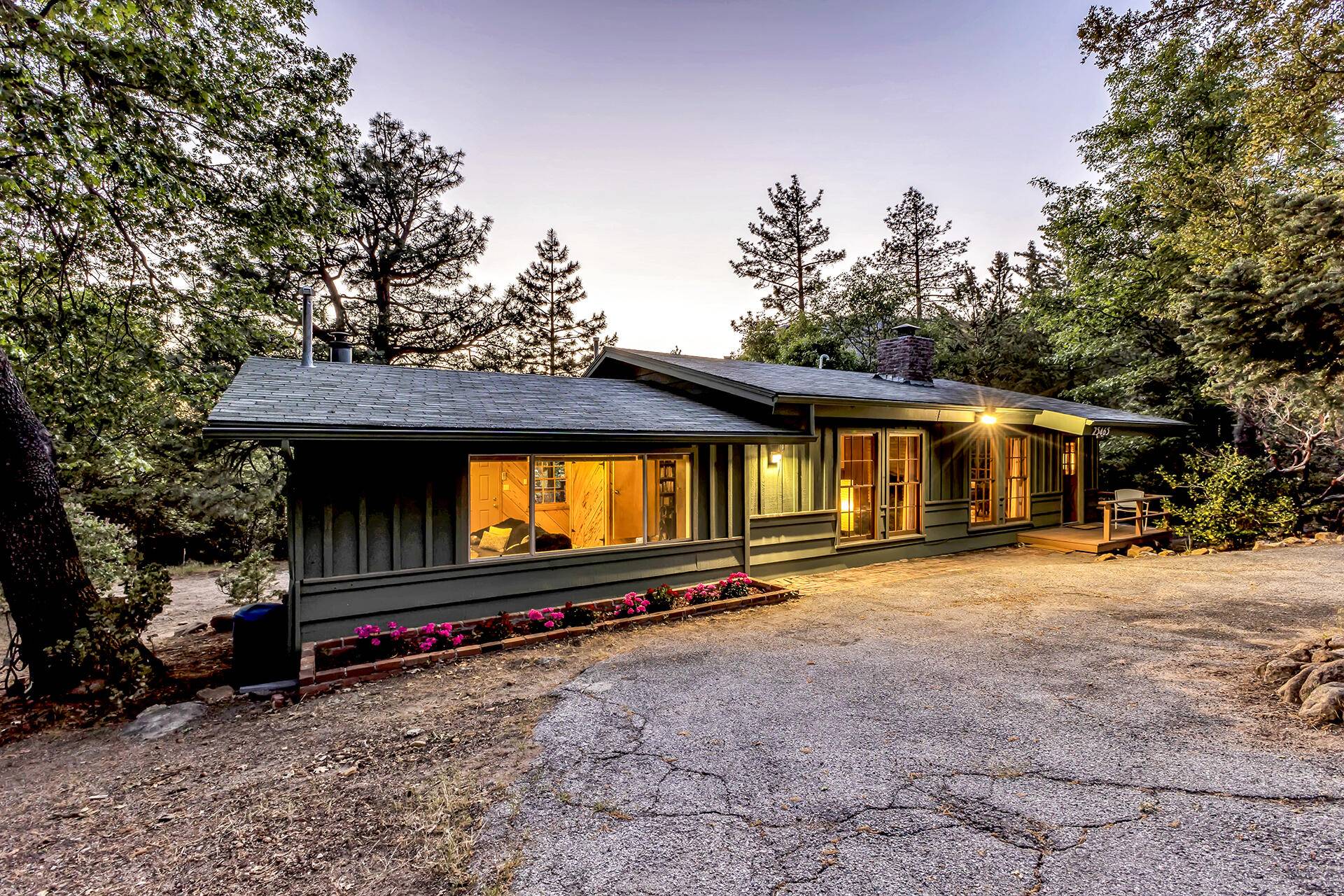 Idyllwild, CA 92549,25465 Seneca DR