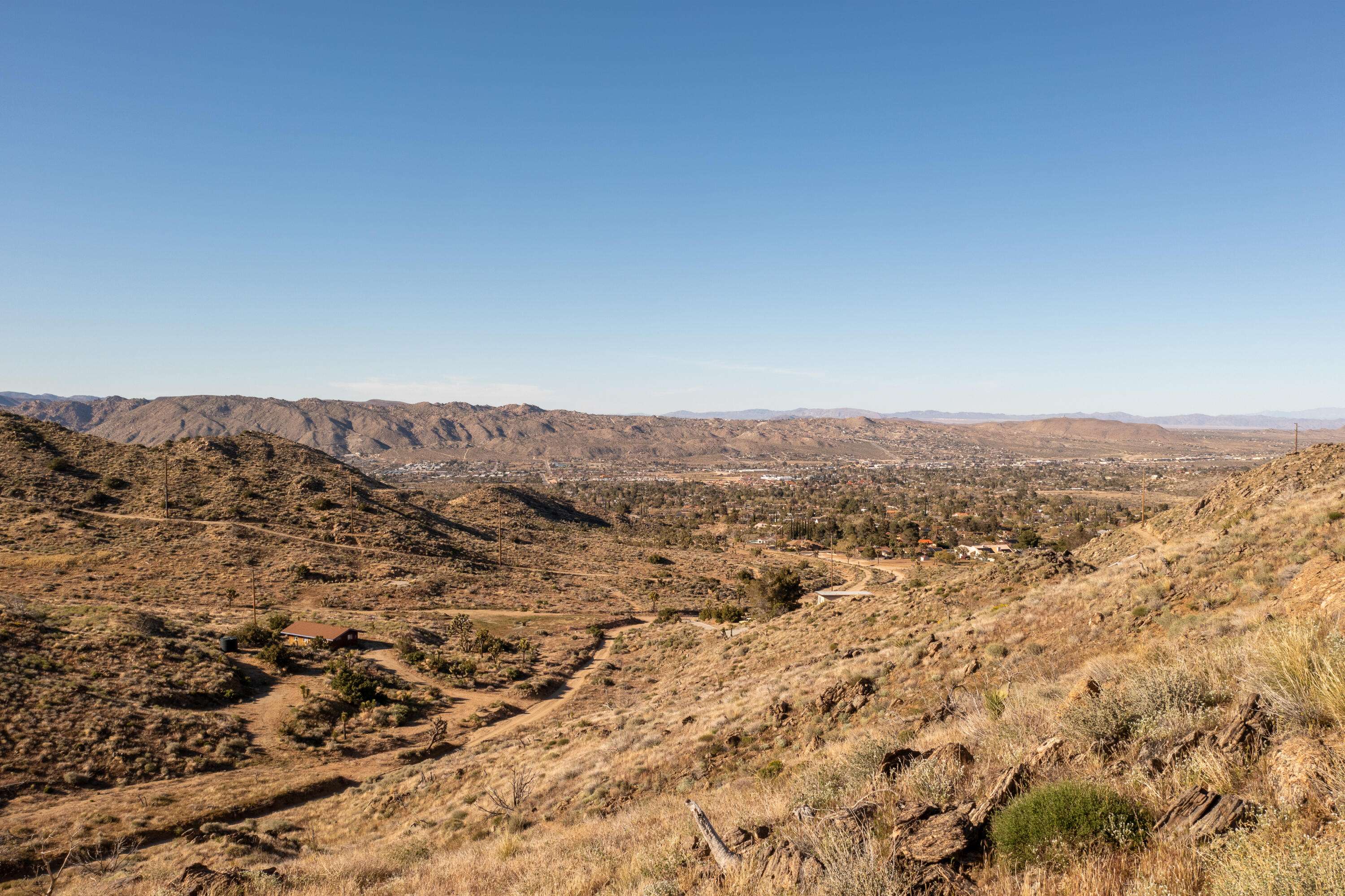 Yucca Valley, CA 92284,4 Eagles Nest