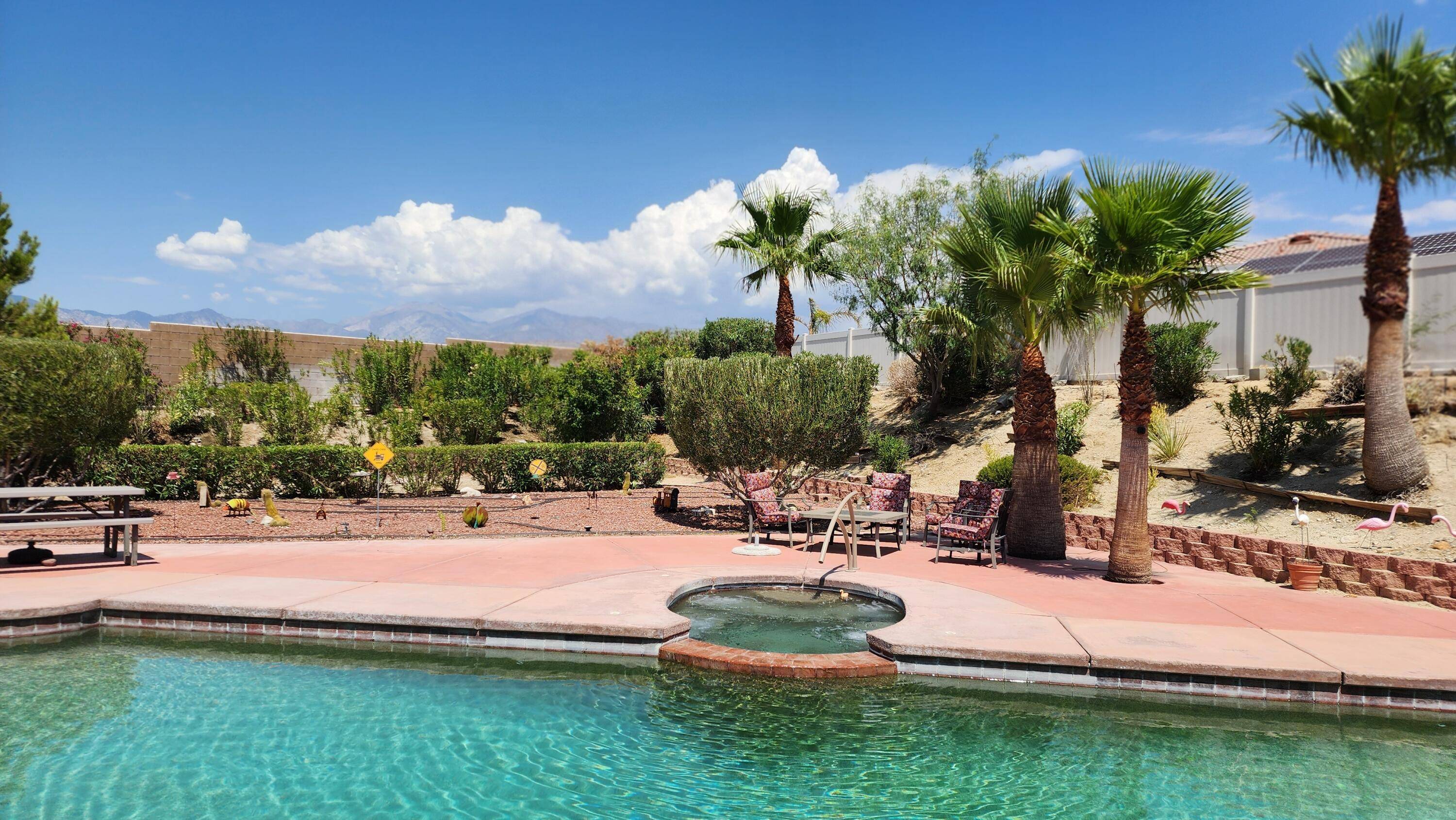 Desert Hot Springs, CA 92240,64020 Dolomite CT