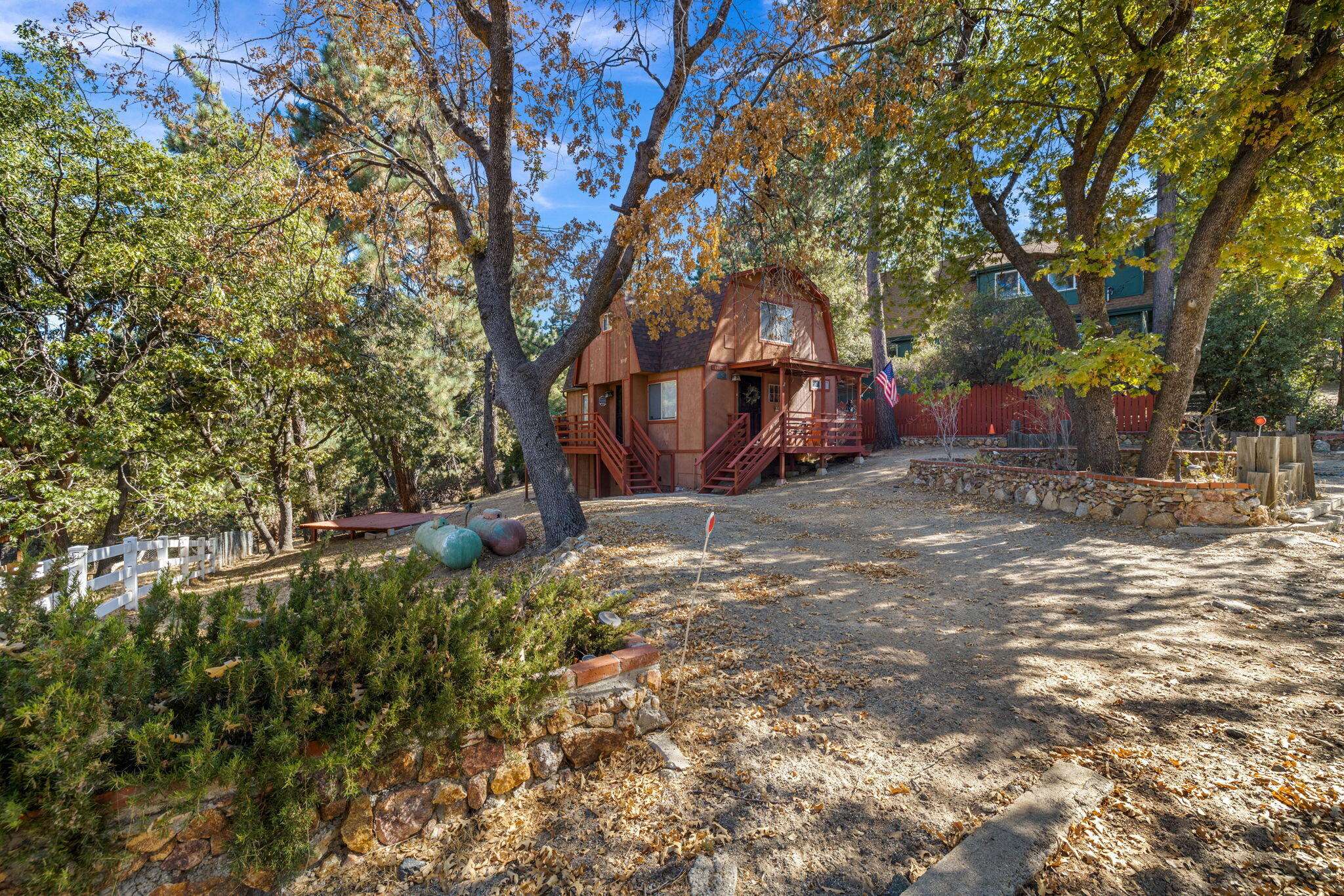 Idyllwild, CA 92549,54370 Valley View DR