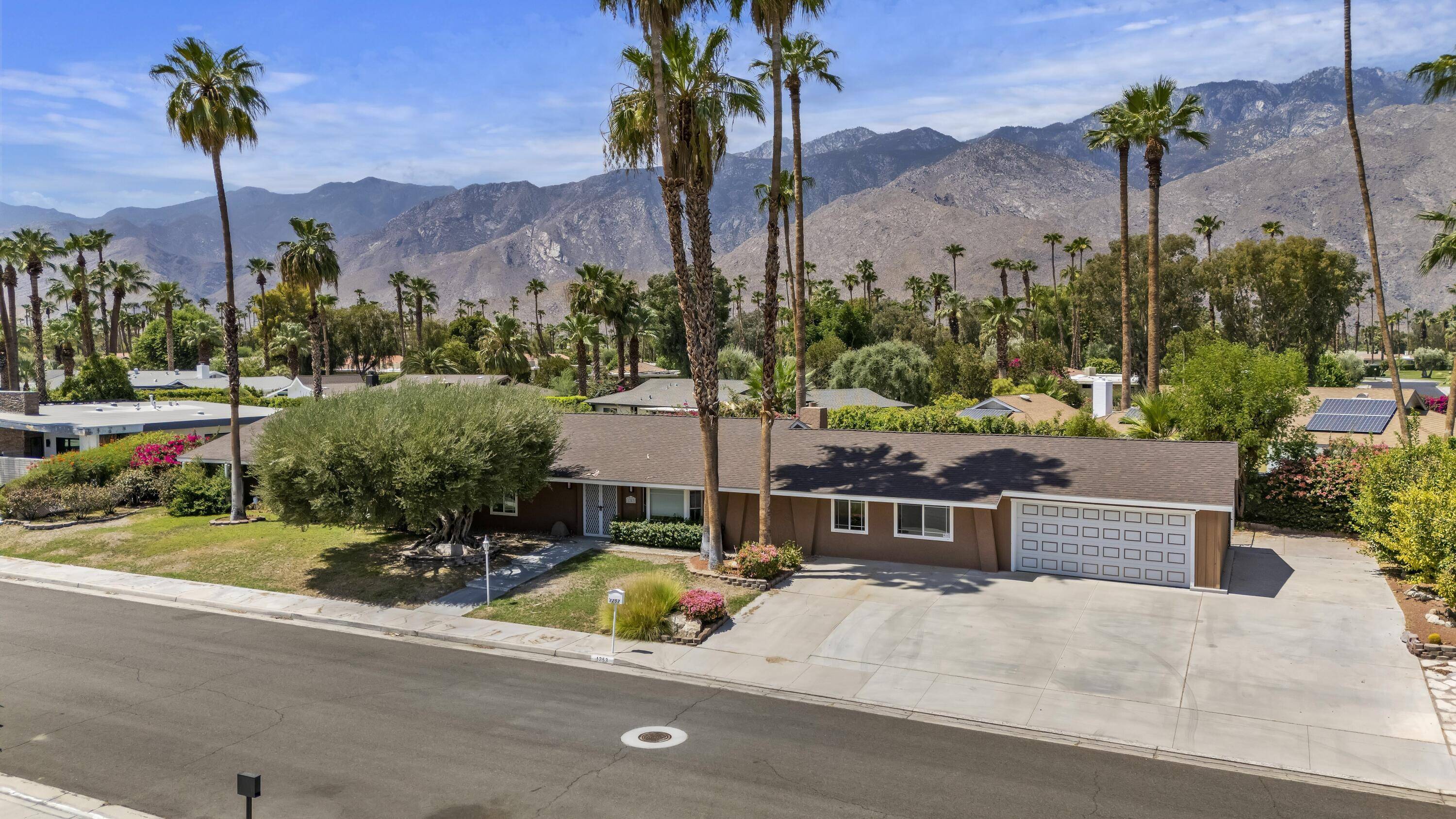 Palm Springs, CA 92264,1253 San Mateo DR