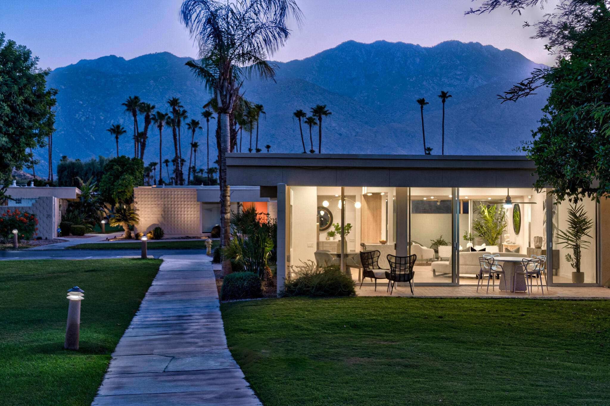 Palm Springs, CA 92264,72 Lakeview DR