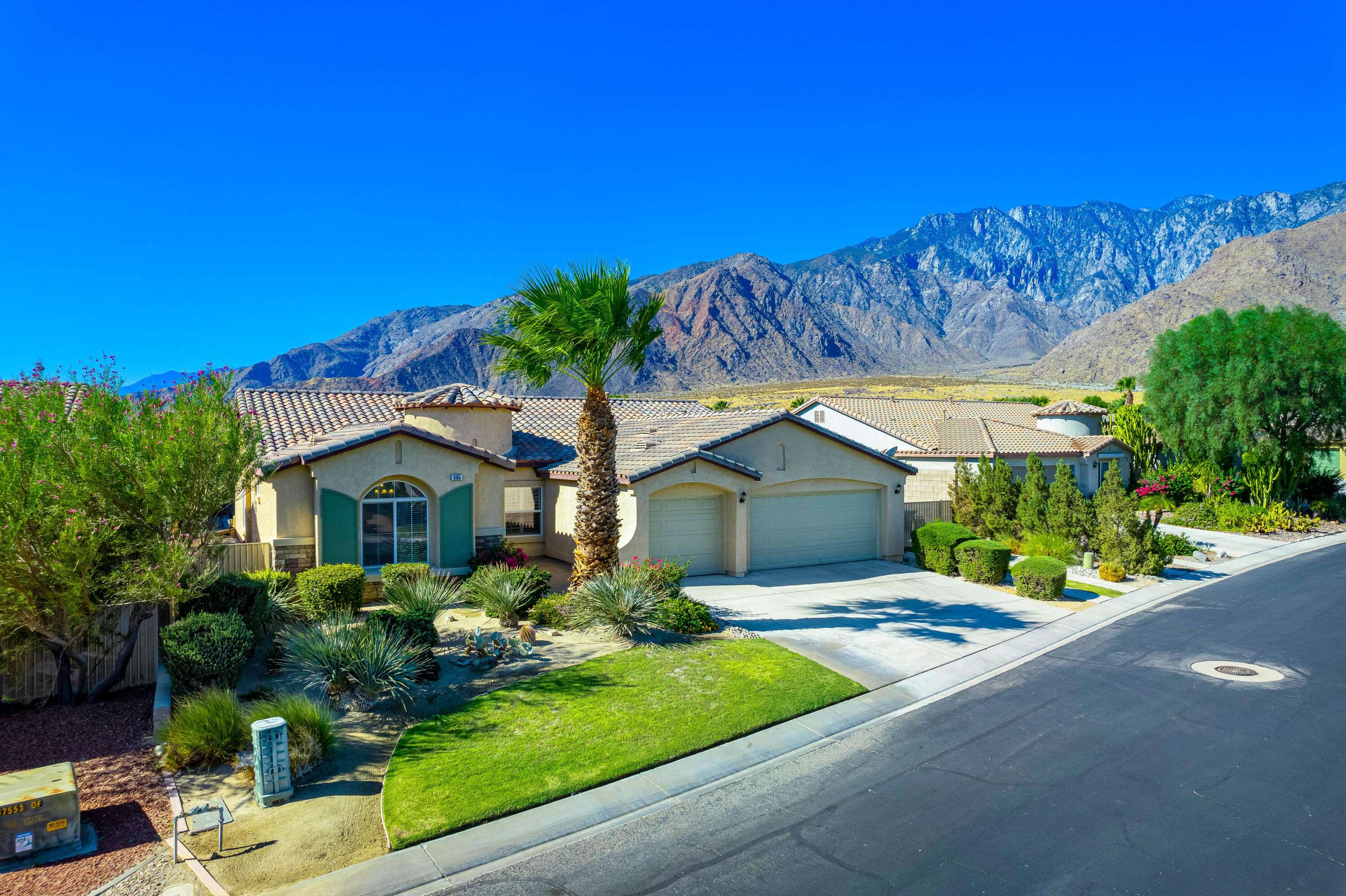 Palm Springs, CA 92262,985 Alta RDG