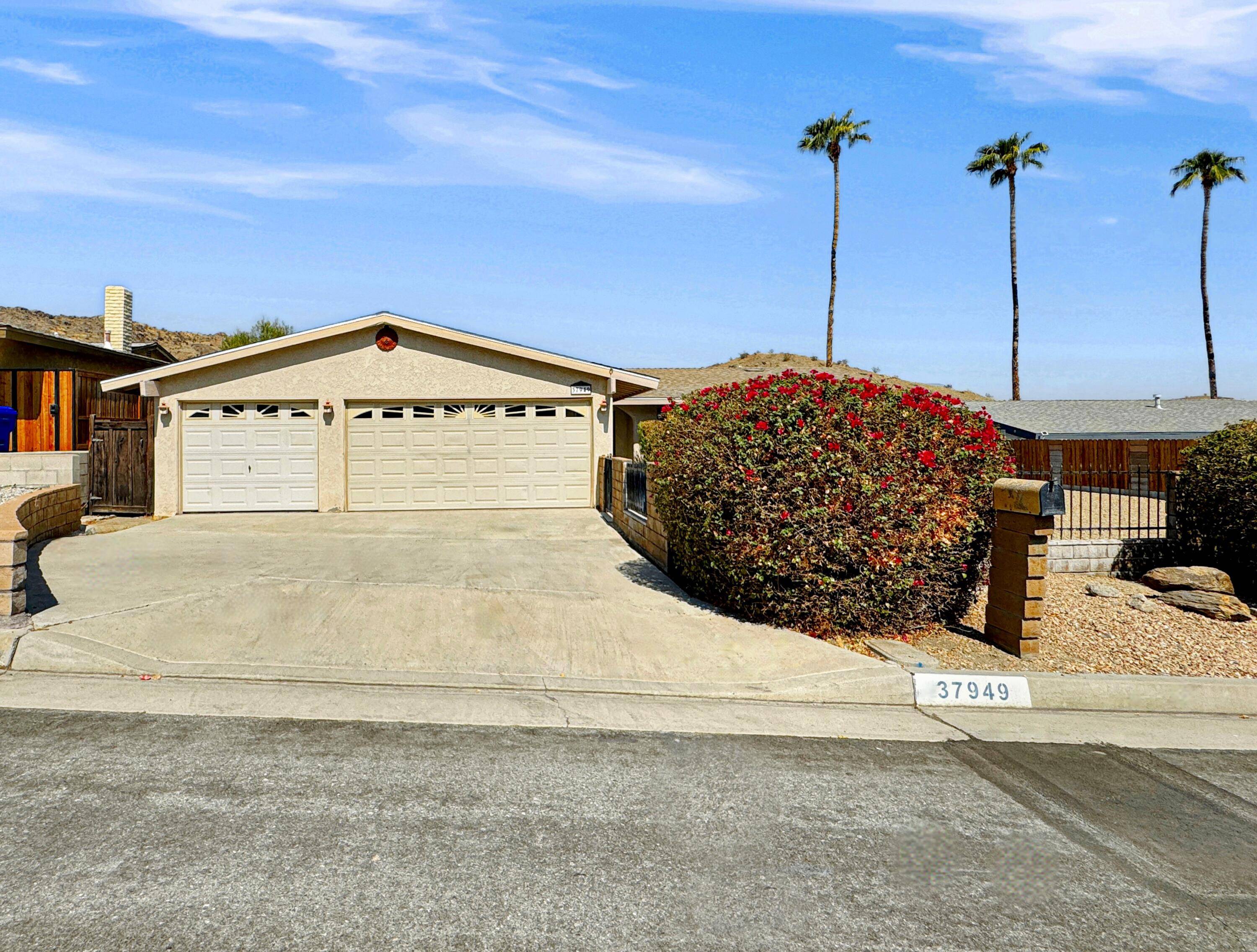 Cathedral City, CA 92234,37949 Mountain Shadow LN