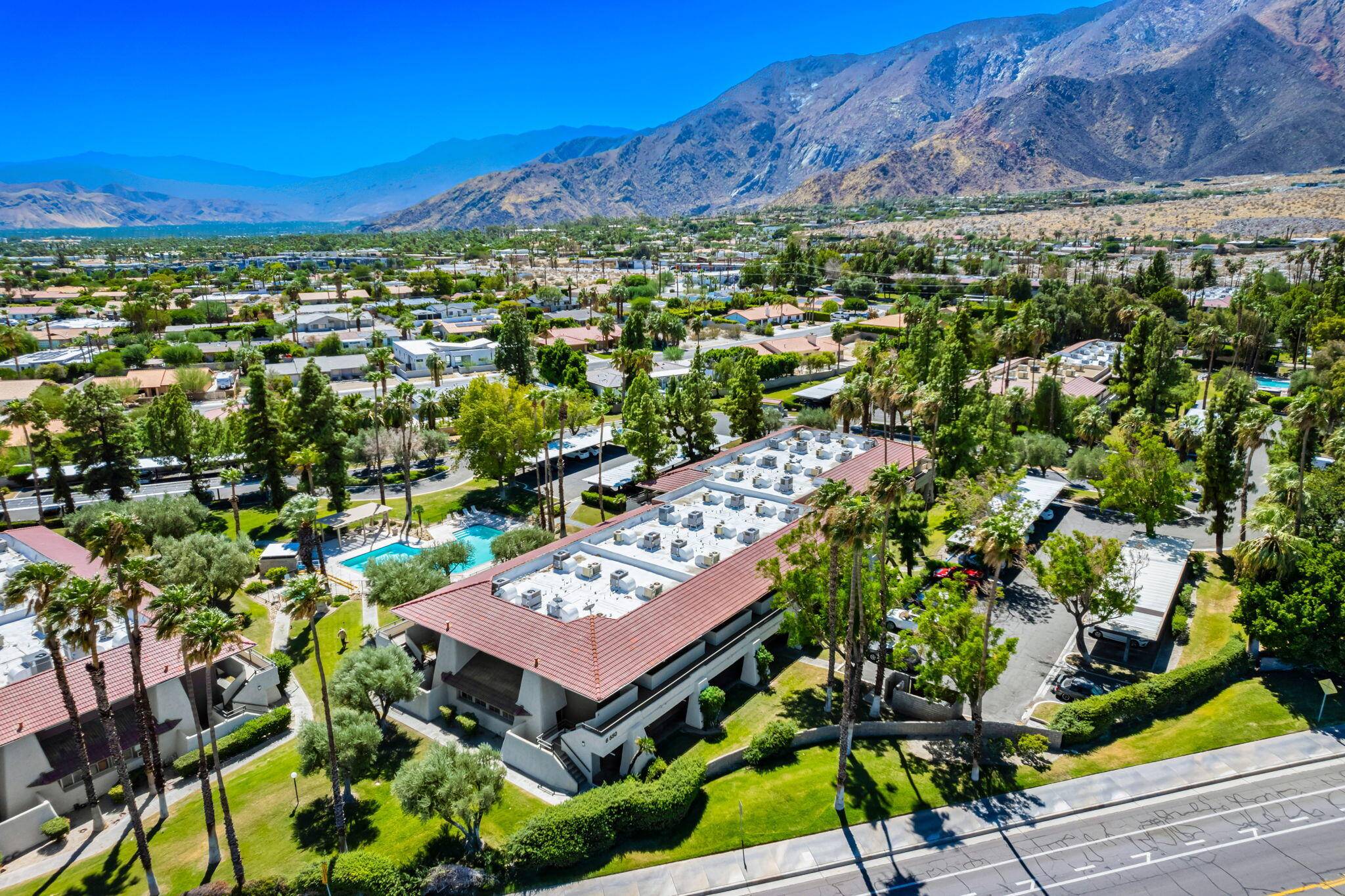 Palm Springs, CA 92262,550 N Villa CT #205