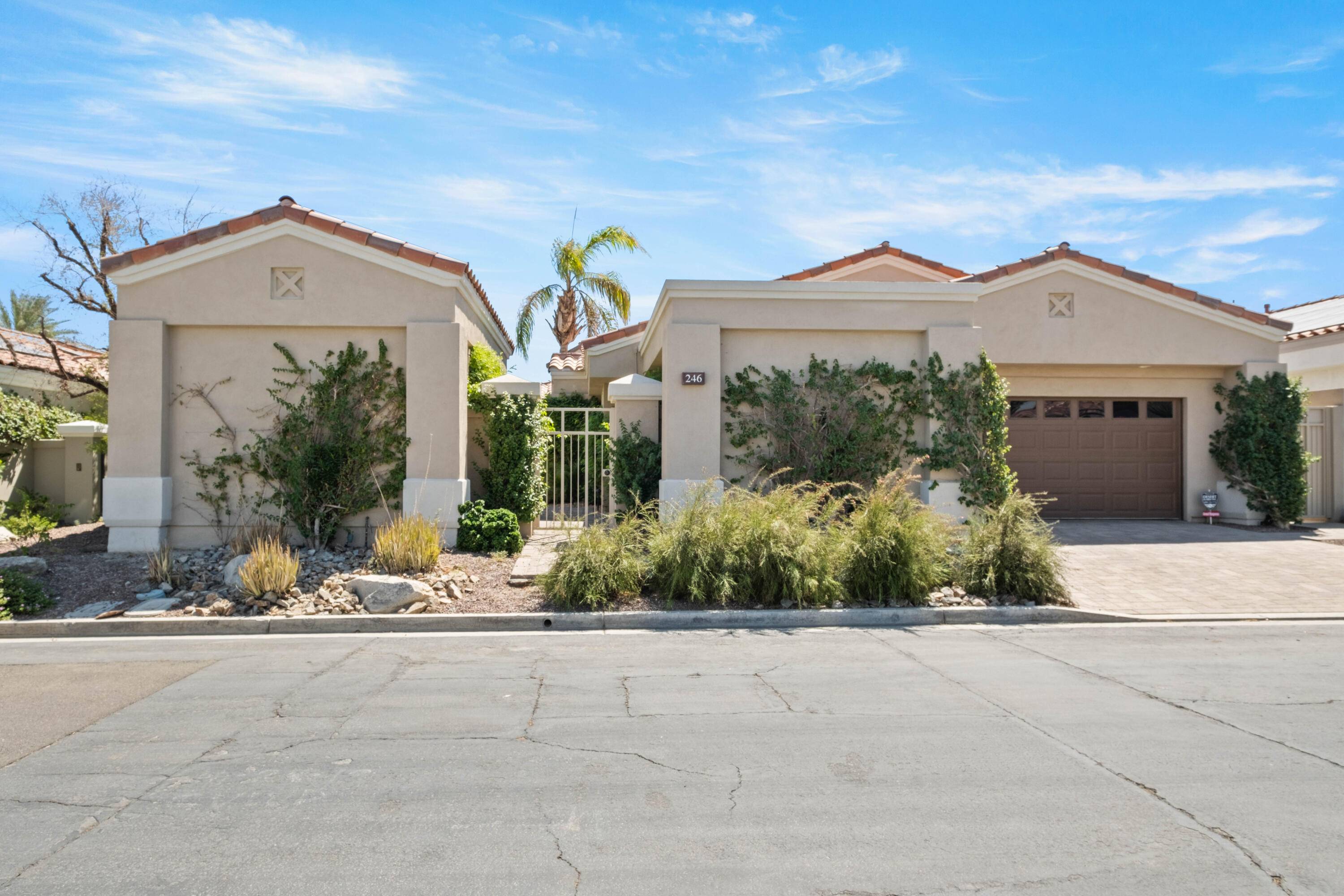 Palm Desert, CA 92211,246 Eagle Dance CIR