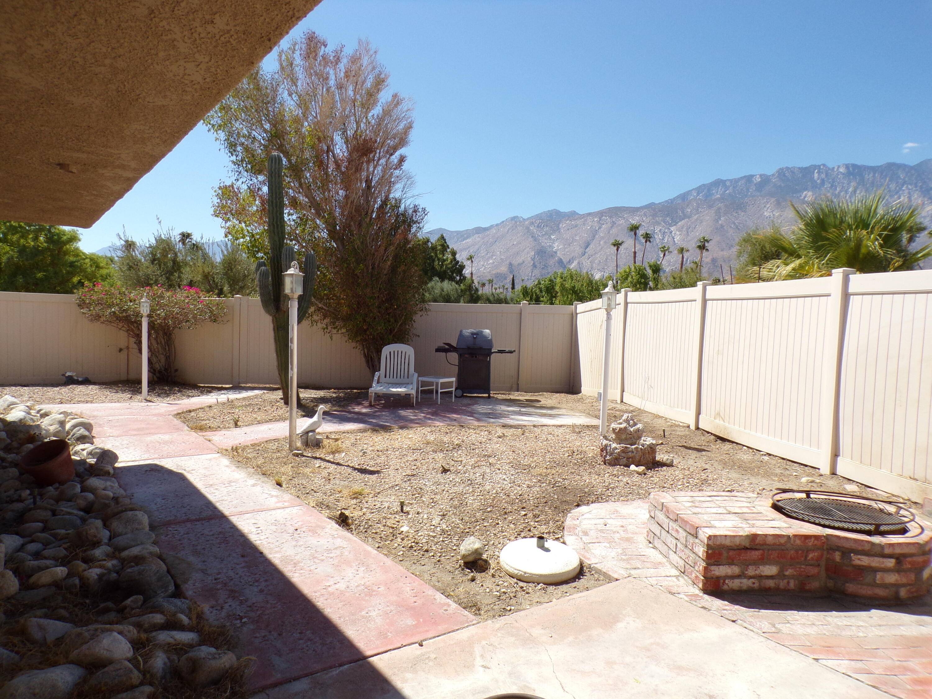 Palm Springs, CA 92262,1499 Sunflower CIR