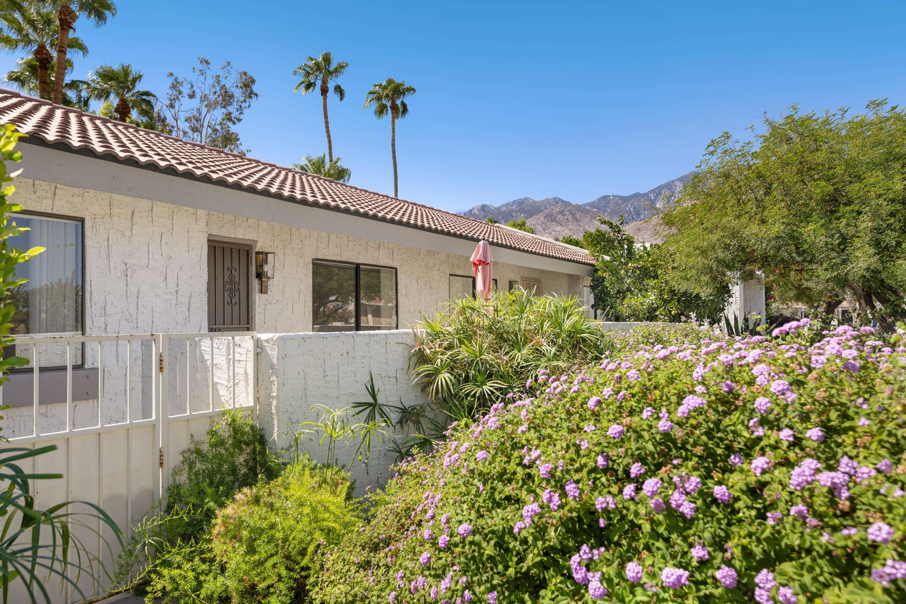 Palm Springs, CA 92264,2149 N Sunshine CIR