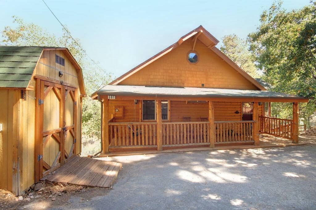 Big Bear City, CA 92314,501 Villa Grove AVE