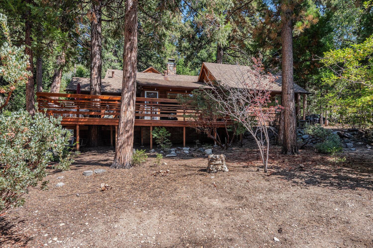 Idyllwild, CA 92549,25085 Fern Valley RD