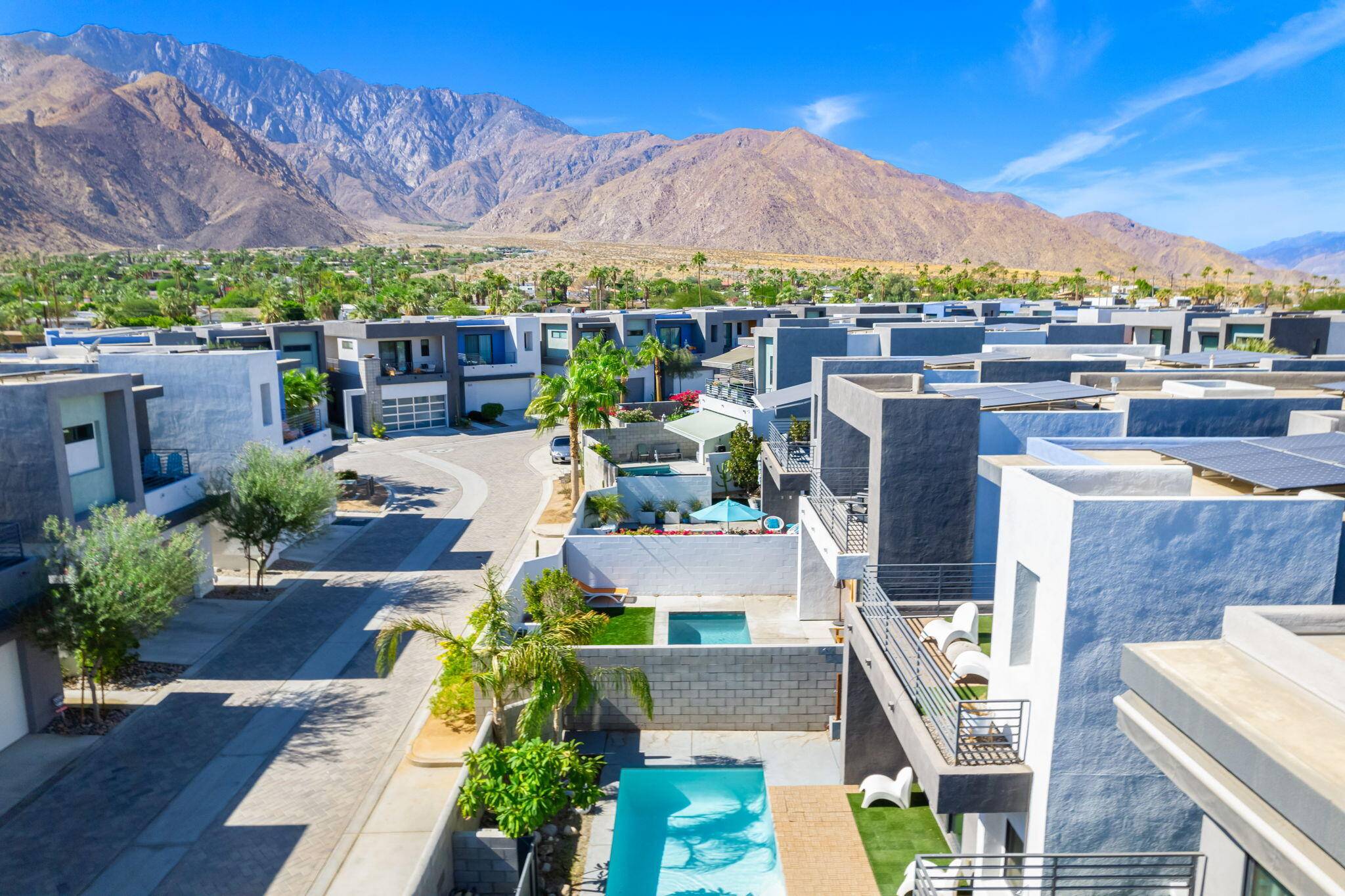 Palm Springs, CA 92262,487 Paragon LOOP