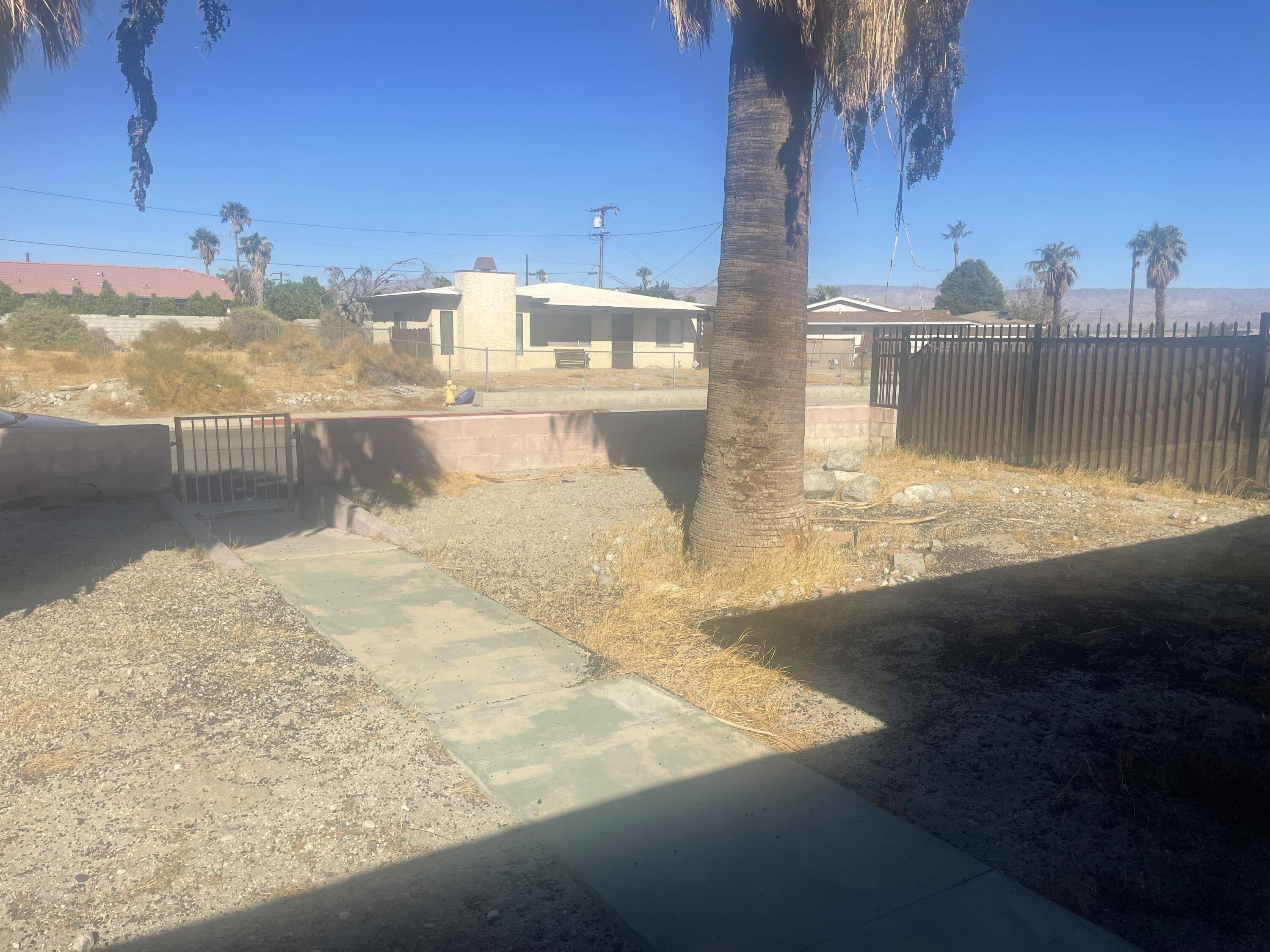 Palm Springs, CA 92262,329 W Avenida Cerca