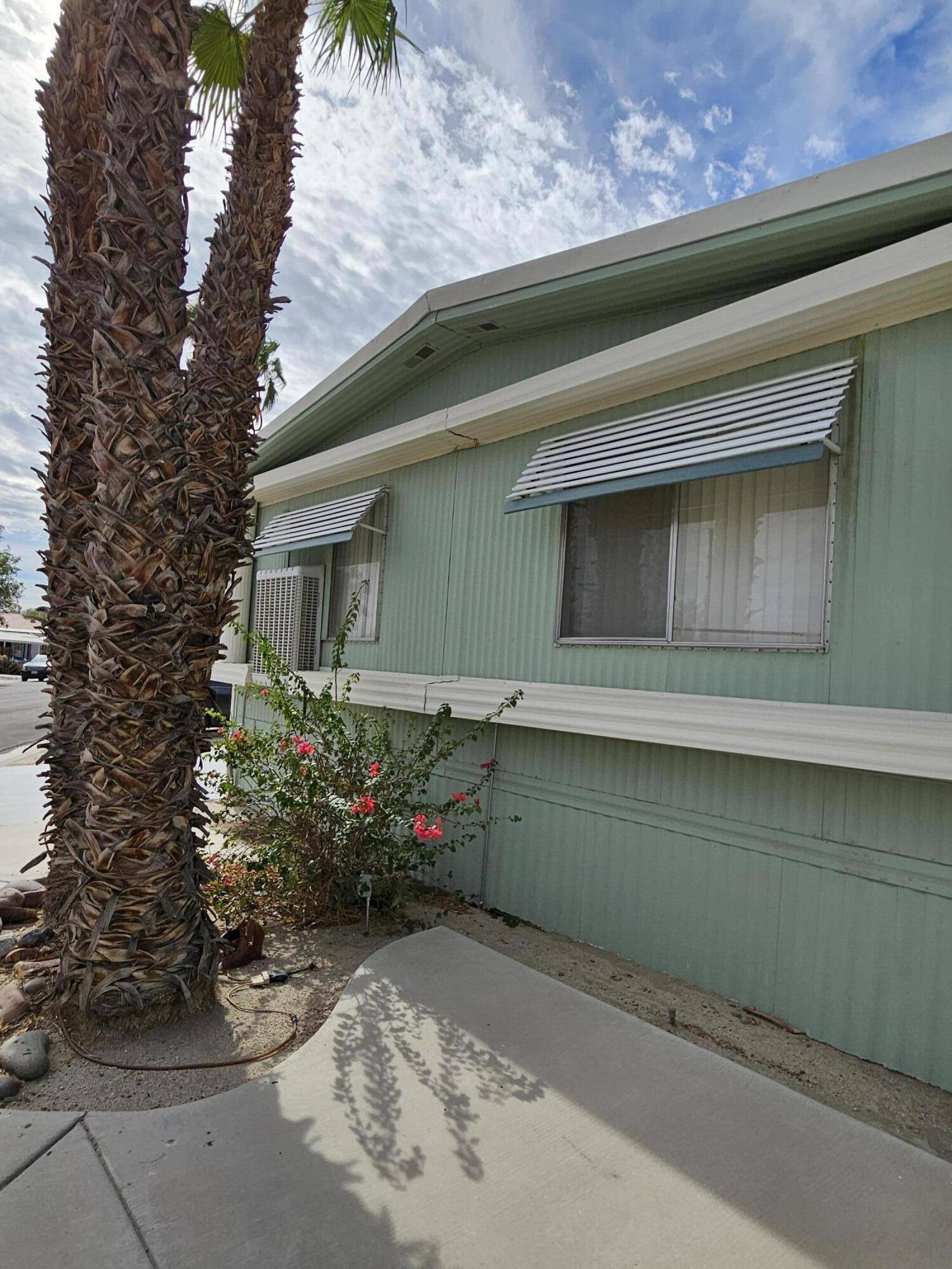 Thousand Palms, CA 92276,32265 Cody AVE