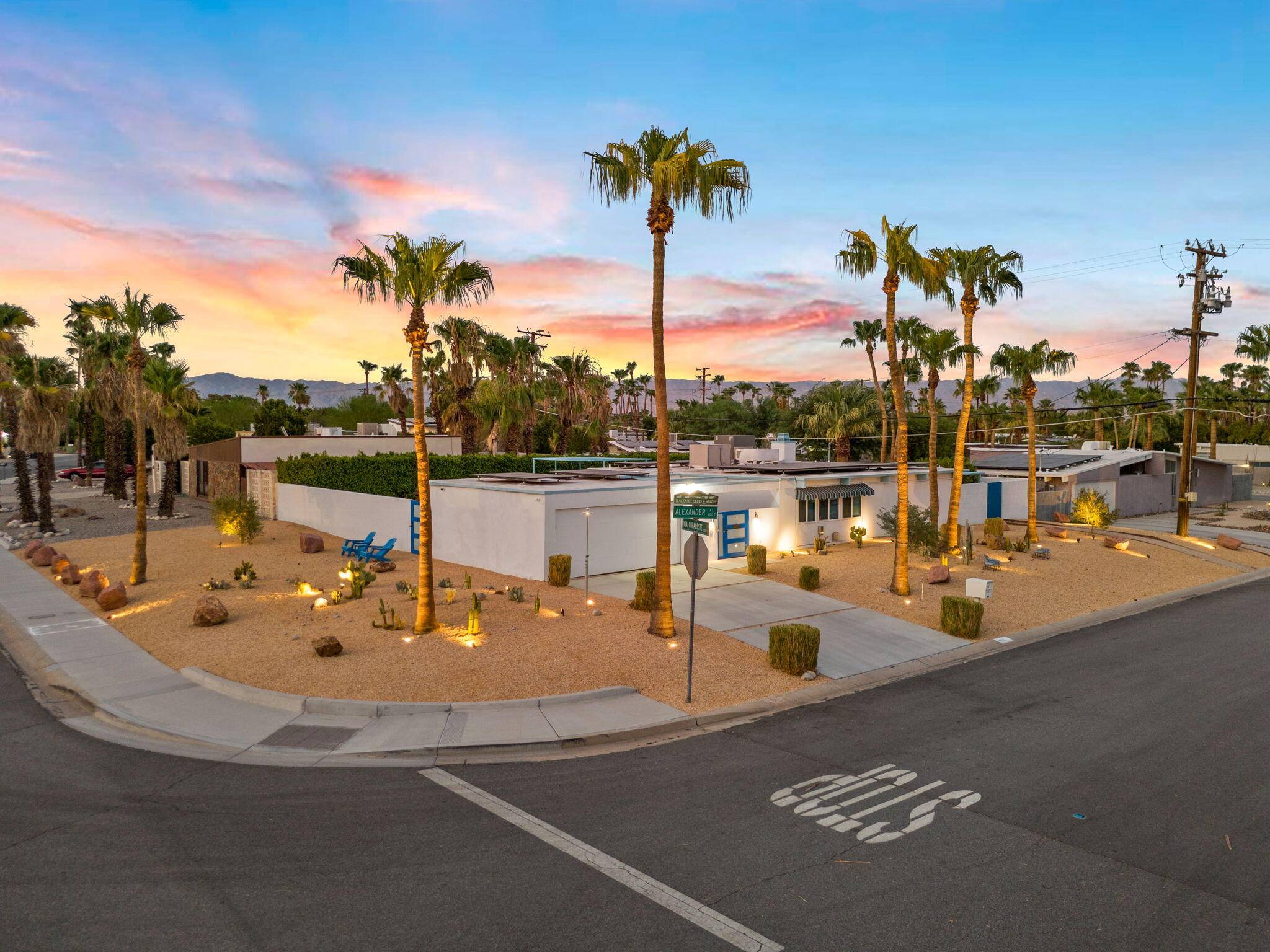 Palm Springs, CA 92262,600 E Alexander WAY