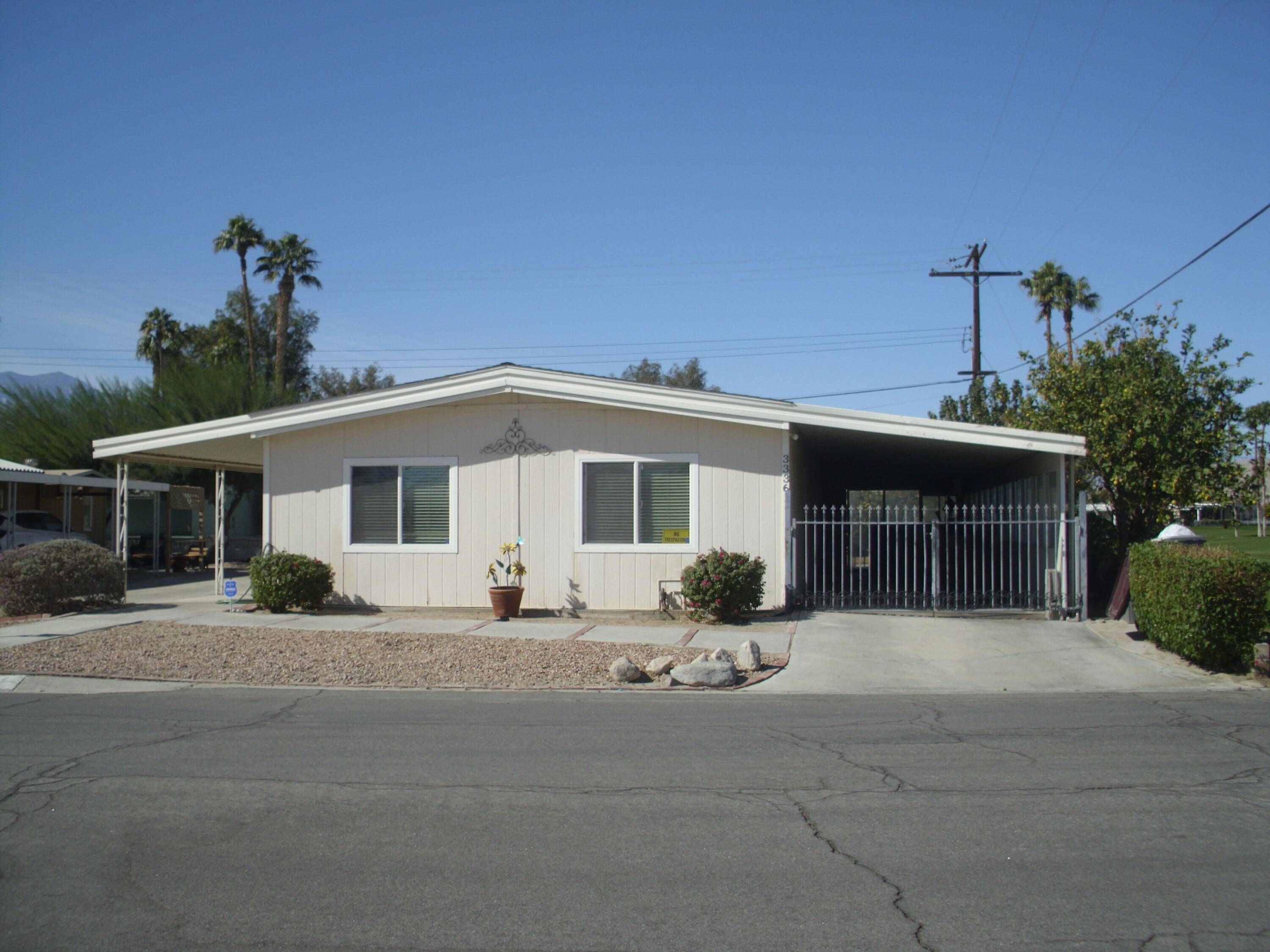 Thousand Palms, CA 92276,33361 Barcelona DR