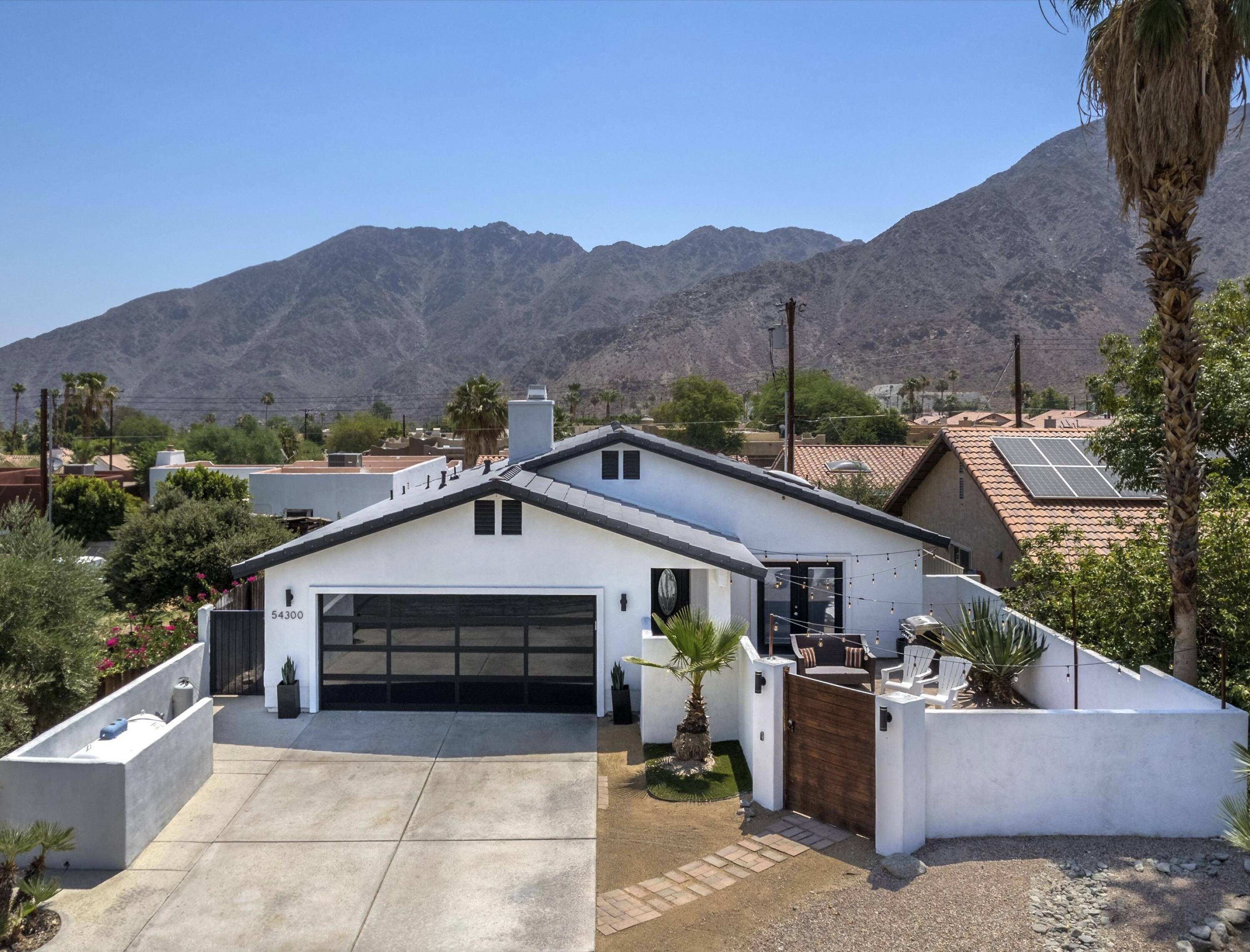 La Quinta, CA 92253,54300 Avenida Carranza