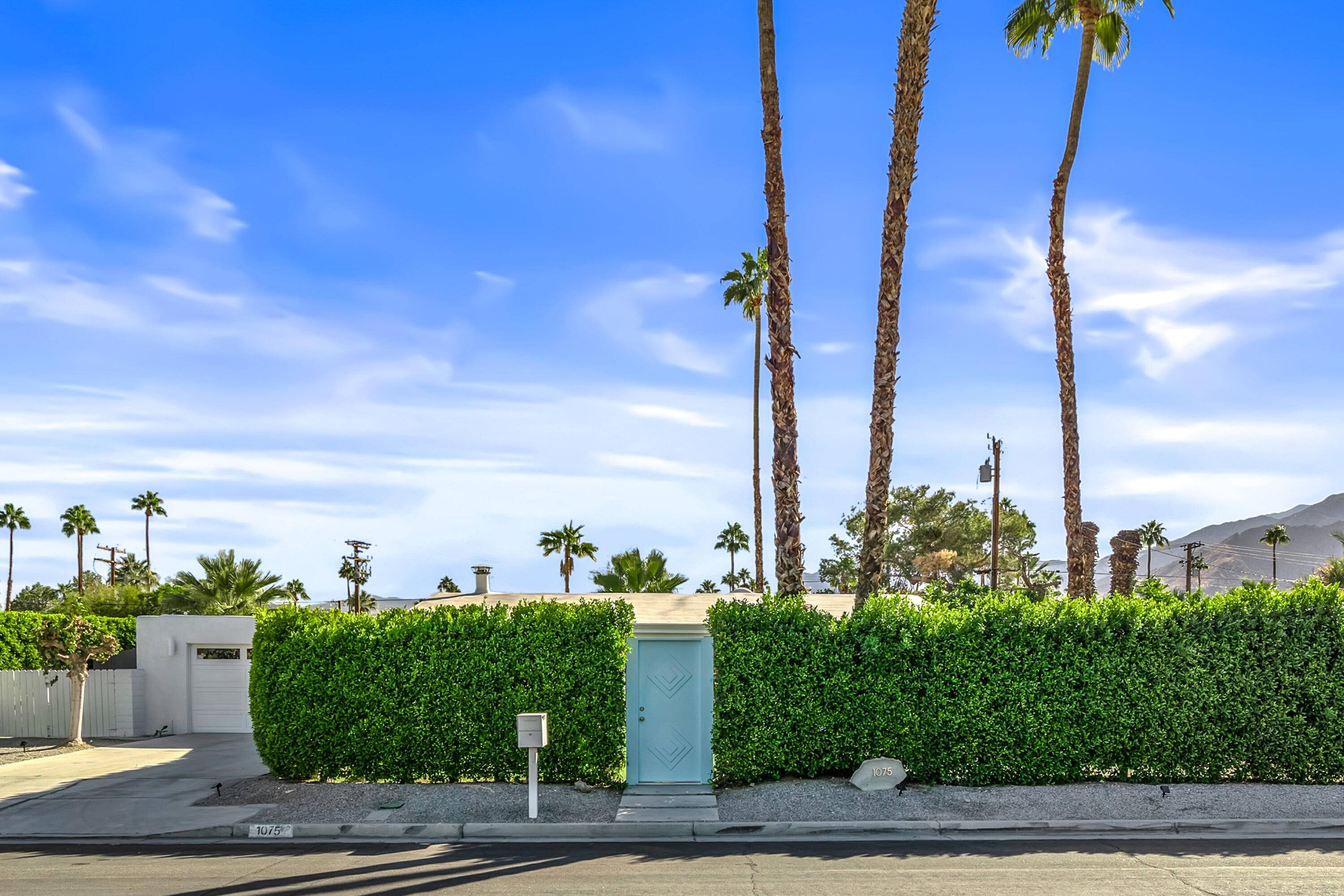 Palm Springs, CA 92262,1075 E Olive WAY