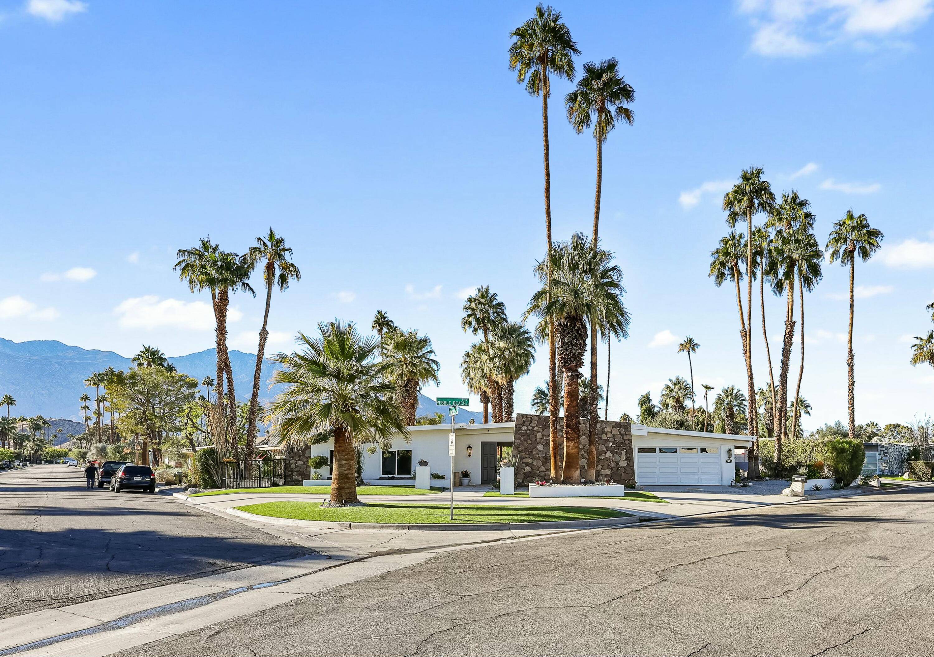 Palm Springs, CA 92264,2473 S Pebble Beach DR