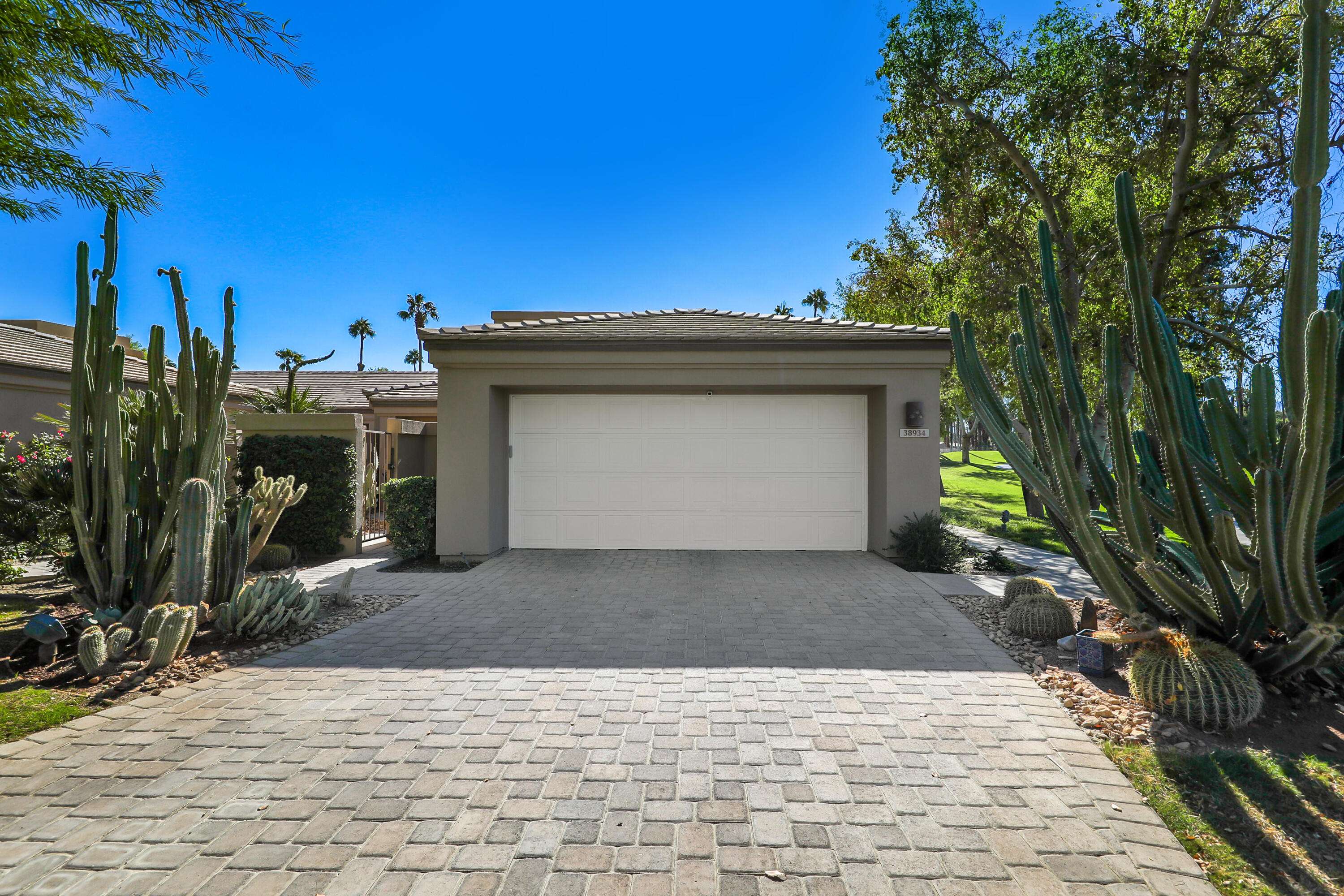 Palm Desert, CA 92211,38934 Lobelia CIR