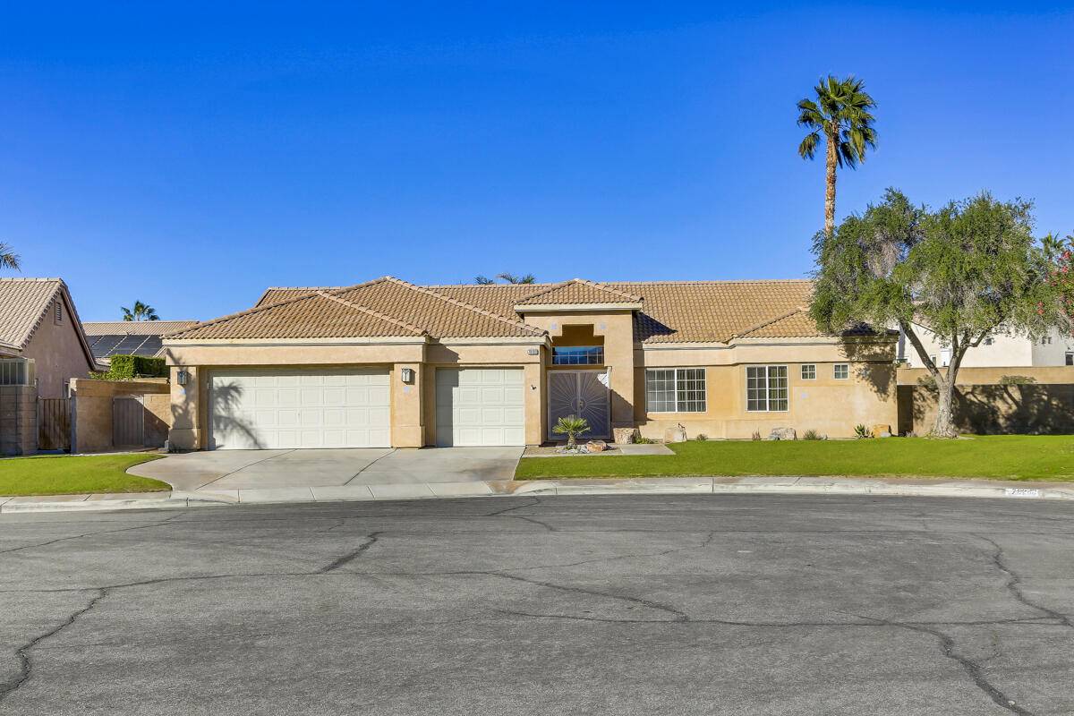 La Quinta, CA 92253,79190 Latigo CIR