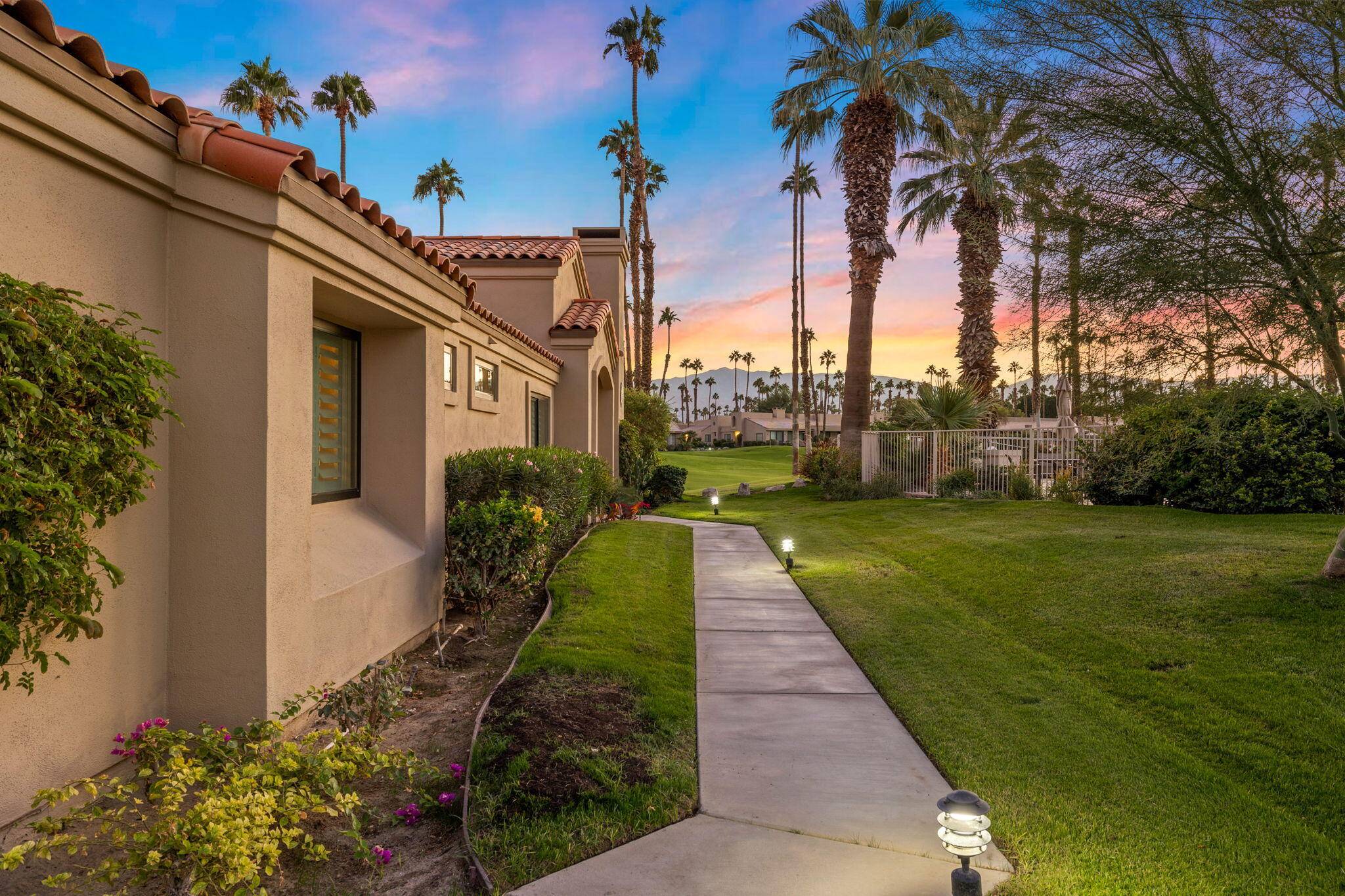 Palm Desert, CA 92211,76587 Begonia LN