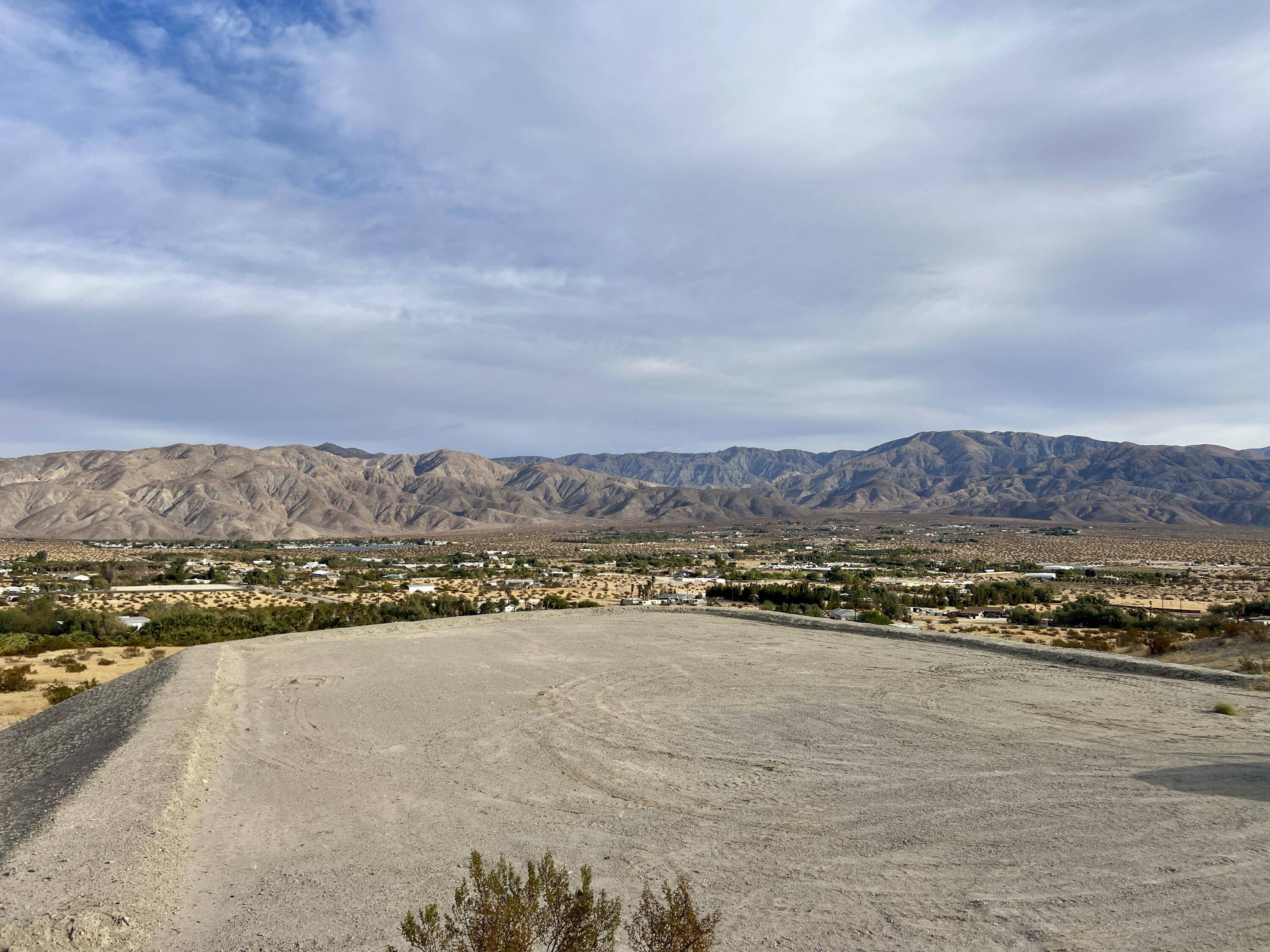 Desert Hot Springs, CA 92241,23551 Henry RD